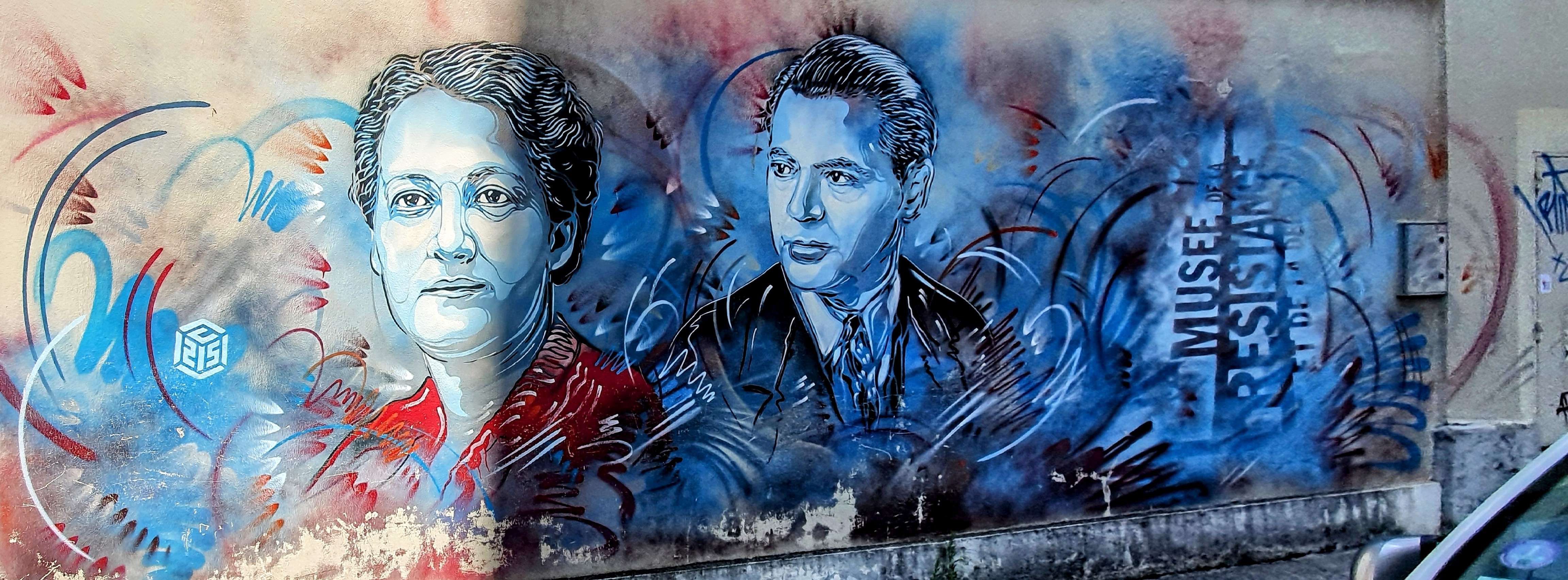 
								Street-art graffiti fresque 
								C215 
									1 Rue des Dauphins
									38000
									Grenoble
									France 
									Pat Finder
								Street-Art-Safari.com
								