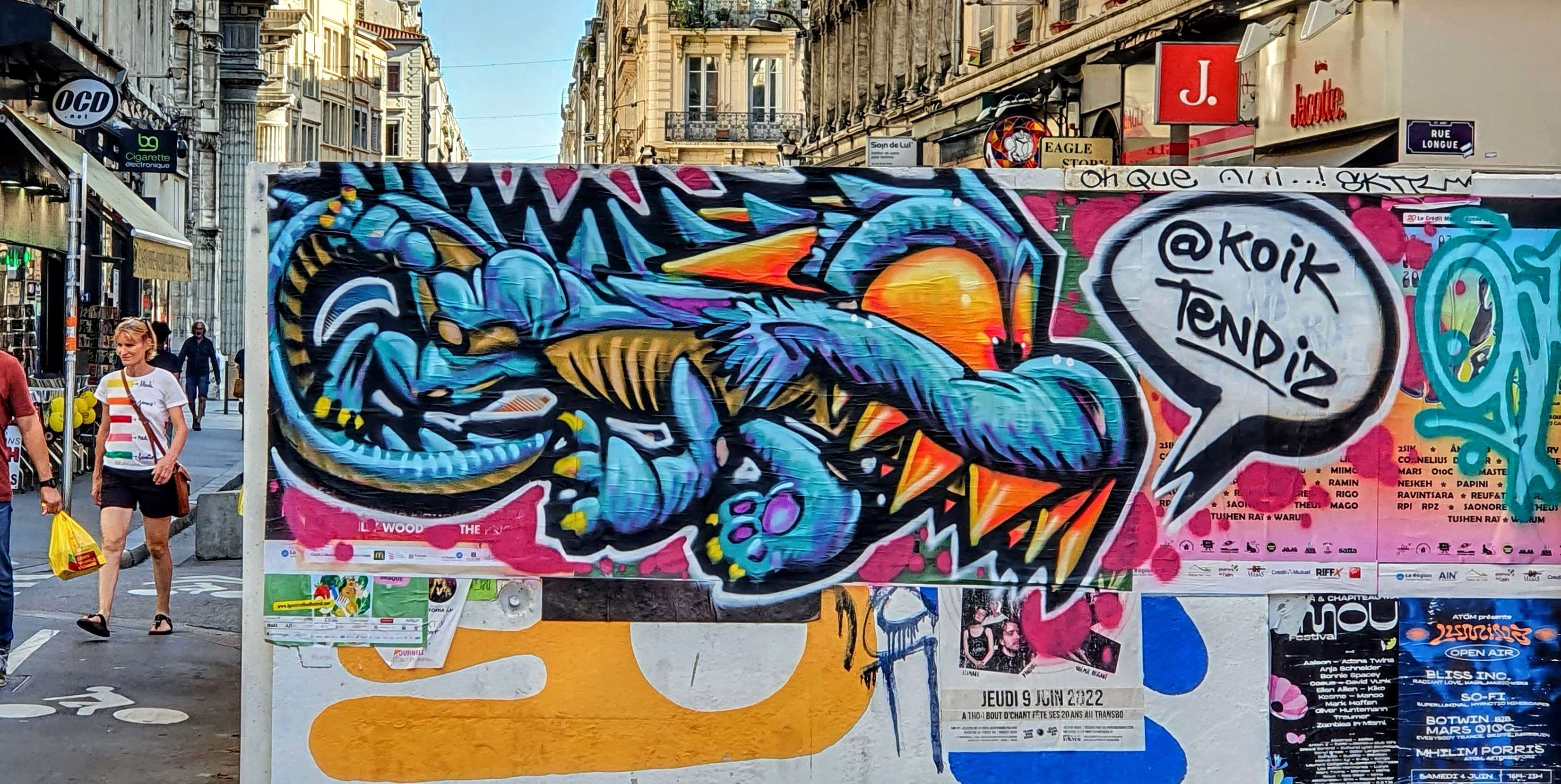 
								Street-art graffiti fresque 
								Skema 
									22 Rue Paul Chenavard
									69001
									Lyon
									France 
									Pat Finder
								Street-Art-Safari.com
								