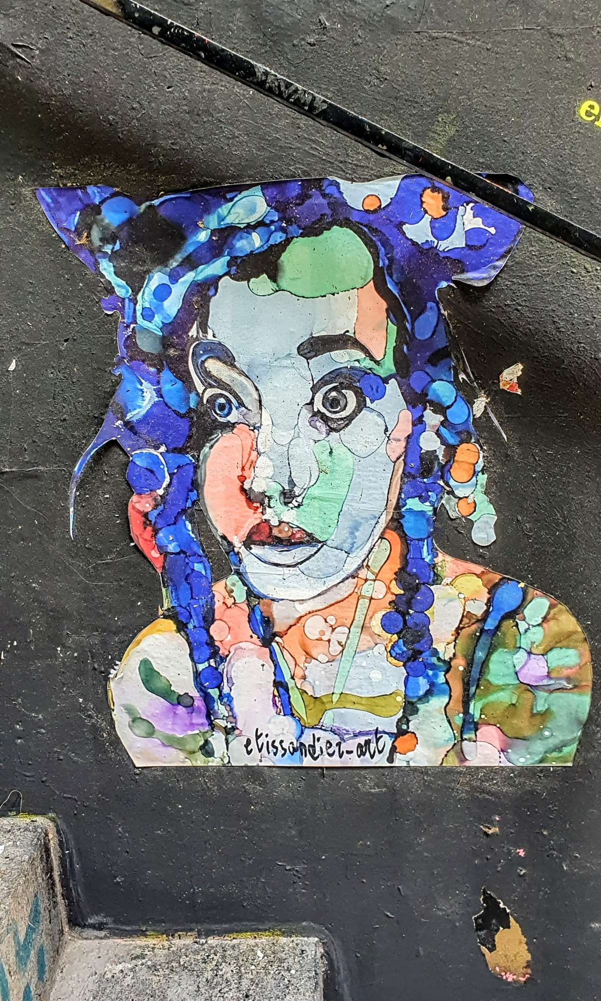 
								Street-art graffiti fresque 
								Emmanuel Tissandier 
									20 Boulevard du G&eacute;n&eacute;ral d'Arm&eacute;e Jean Simon
									75013
									Paris
									France 
									Pat Finder
								Street-Art-Safari.com
								