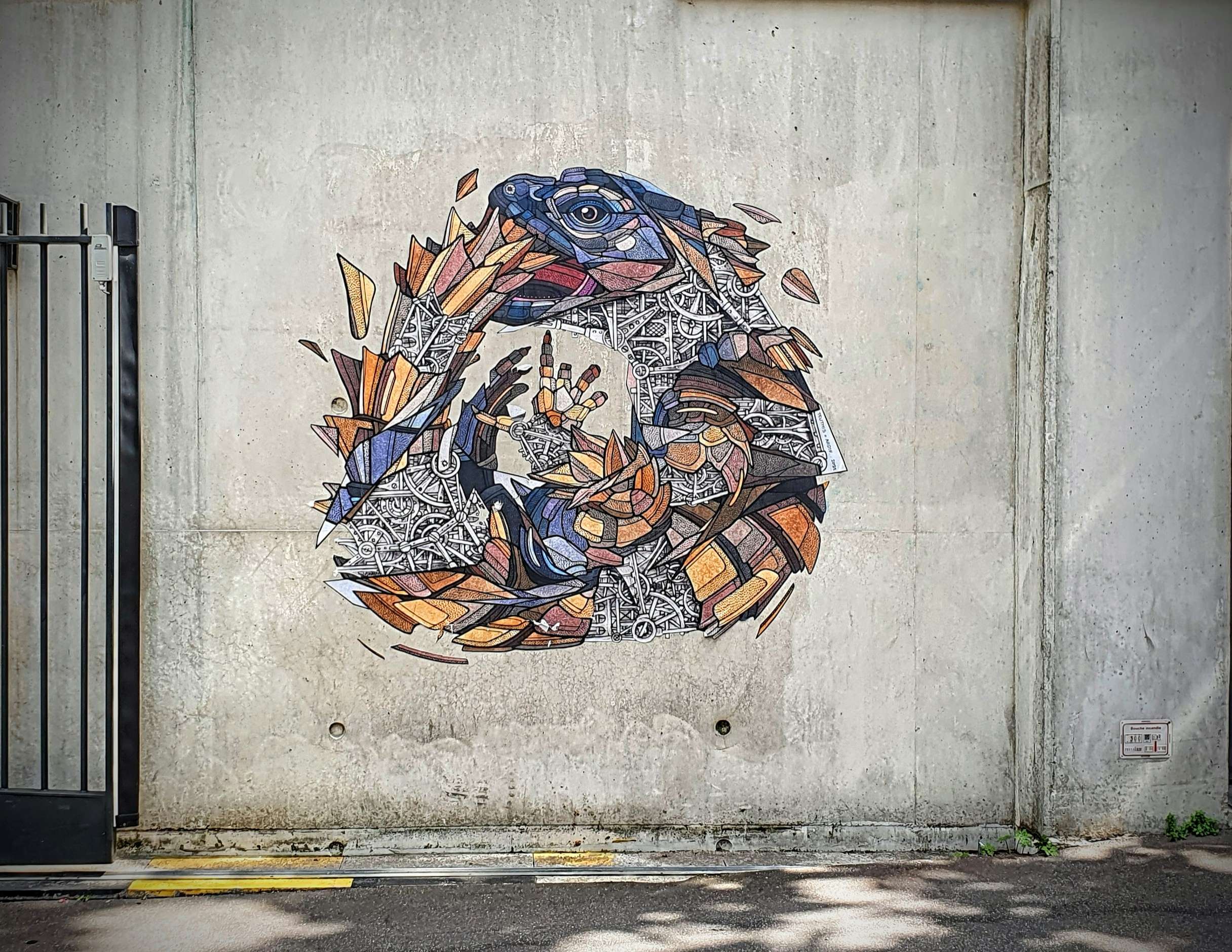 
								Street-art graffiti fresque 
								Ardif 
									1 Rue Marie-Louise Dubreil-Jacotin
									75013
									Paris
									France 
									Pat Finder
								Street-Art-Safari.com
								