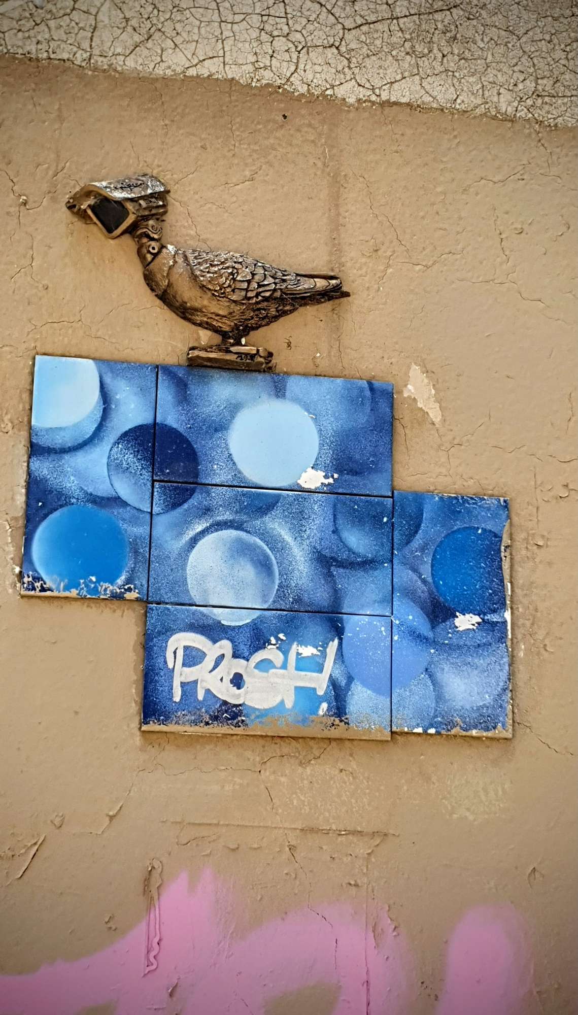 
								Street-art graffiti fresque 
								Pigecam 
									24 Rue Bobillot
									75013
									Paris
									France 
									Pat Finder
								Street-Art-Safari.com
								