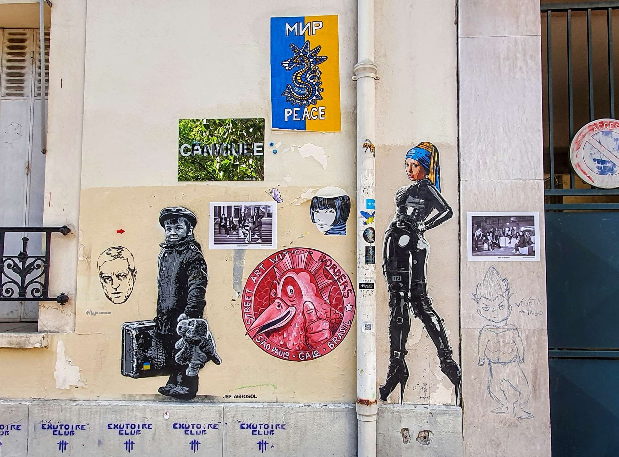 
								Street-art graffiti fresque 
								Jef Aerosol, Ozi 
									7 Rue de l'Esp&eacute;rance
									75013
									Paris
									France 
									Pat Finder
								Street-Art-Safari.com
								