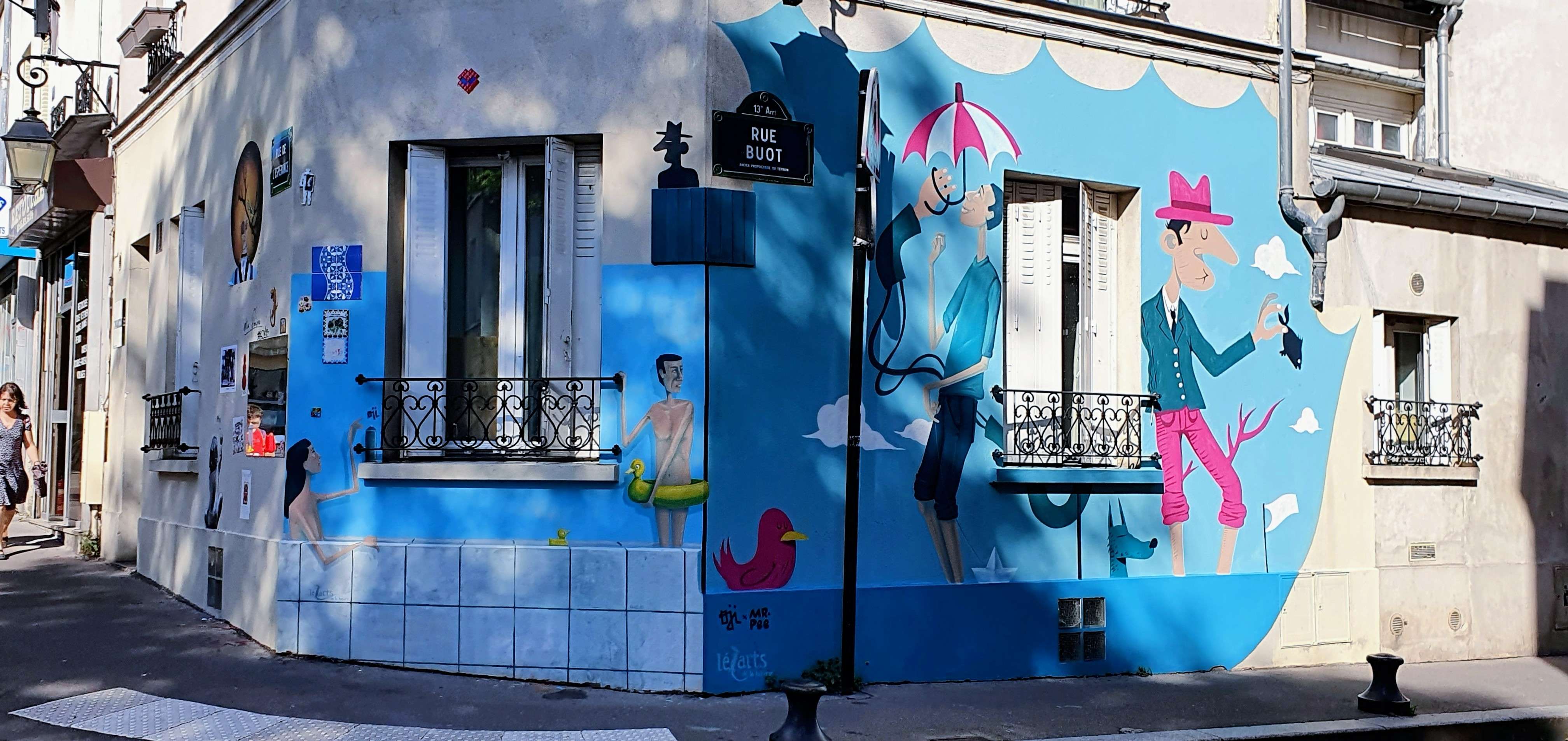 
								Street-art graffiti fresque 
								L&eacute;zarts de la bi&egrave;vre, Mr Pee, Oji 
									9 Rue Buot
									75013
									Paris
									France 
									Pat Finder
								Street-Art-Safari.com
								