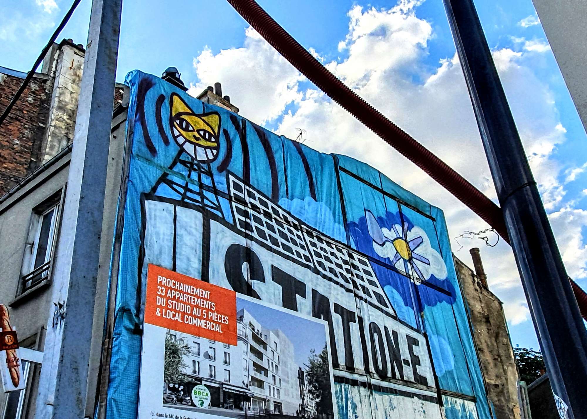 
								Street-art graffiti fresque 
								Mr CHAT 
									225 Rue de Paris
									93100
									Montreuil
									France 
									Pat Finder
								Street-Art-Safari.com
								