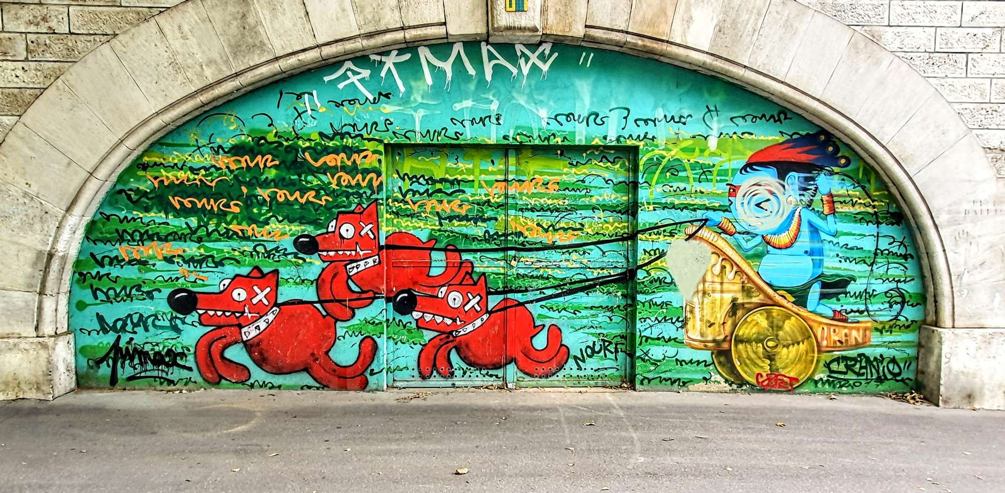 
								Street-art graffiti fresque 
								Cranio, Pimax 
									157 Boulevard Vincent Auriol
									75013
									Paris
									France 
									Pat Finder
								Street-Art-Safari.com
								