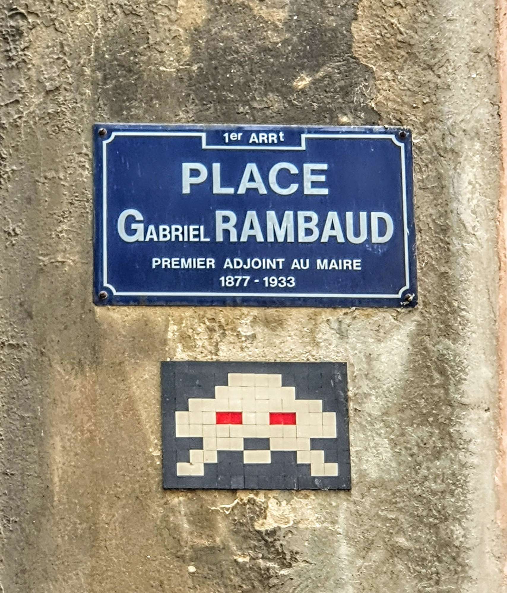 
								Street-art graffiti fresque 
								Invader 
									11 Place Gabriel Rambaud
									69001
									Lyon
									France 
									Pat Finder
								Street-Art-Safari.com
								
