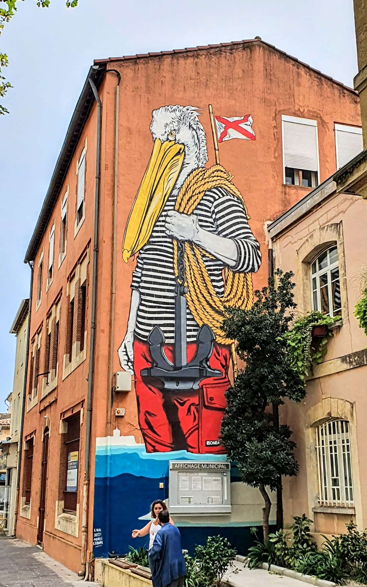 
								Street-art graffiti fresque 
								LNA 
									12 Cours Landrivon
									13110
									Port-de-Bouc
									France 
									Pat Finder
								Street-Art-Safari.com
								