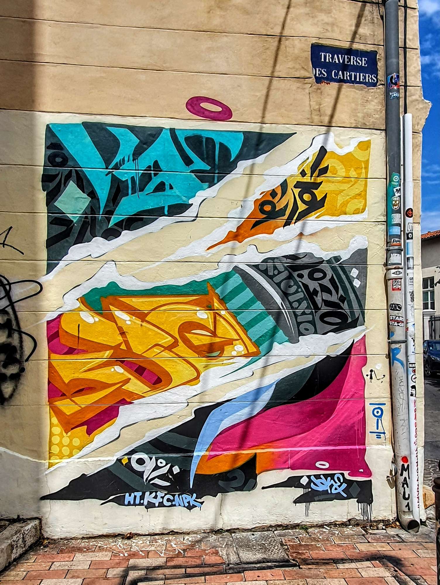 
								Street-art graffiti fresque 
								Nitram Joke 
									2 Mont&eacute;e du Saint-Esprit
									13002
									Marseille
									France 
									Pat Finder
								Street-Art-Safari.com
								