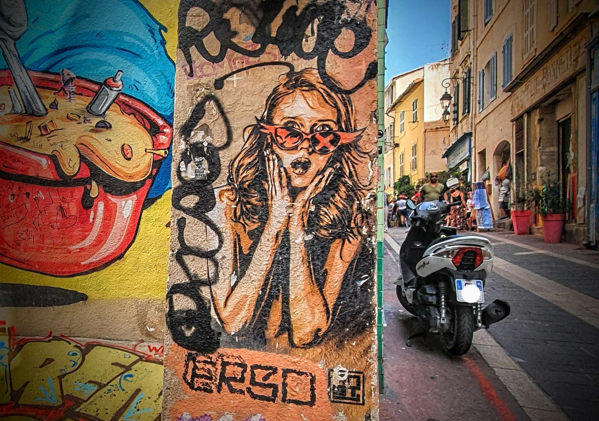 
								Street-art graffiti fresque 
								RNST 
									4 Rue des Cordelles
									13002
									Marseille
									France 
									Pat Finder
								Street-Art-Safari.com
								