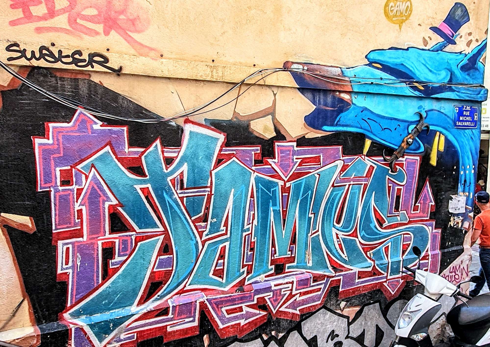 
								Street-art graffiti fresque 
								Gamo 
									7 Rue Michel Salvarelli
									13002
									Marseille
									France 
									Pat Finder
								Street-Art-Safari.com
								