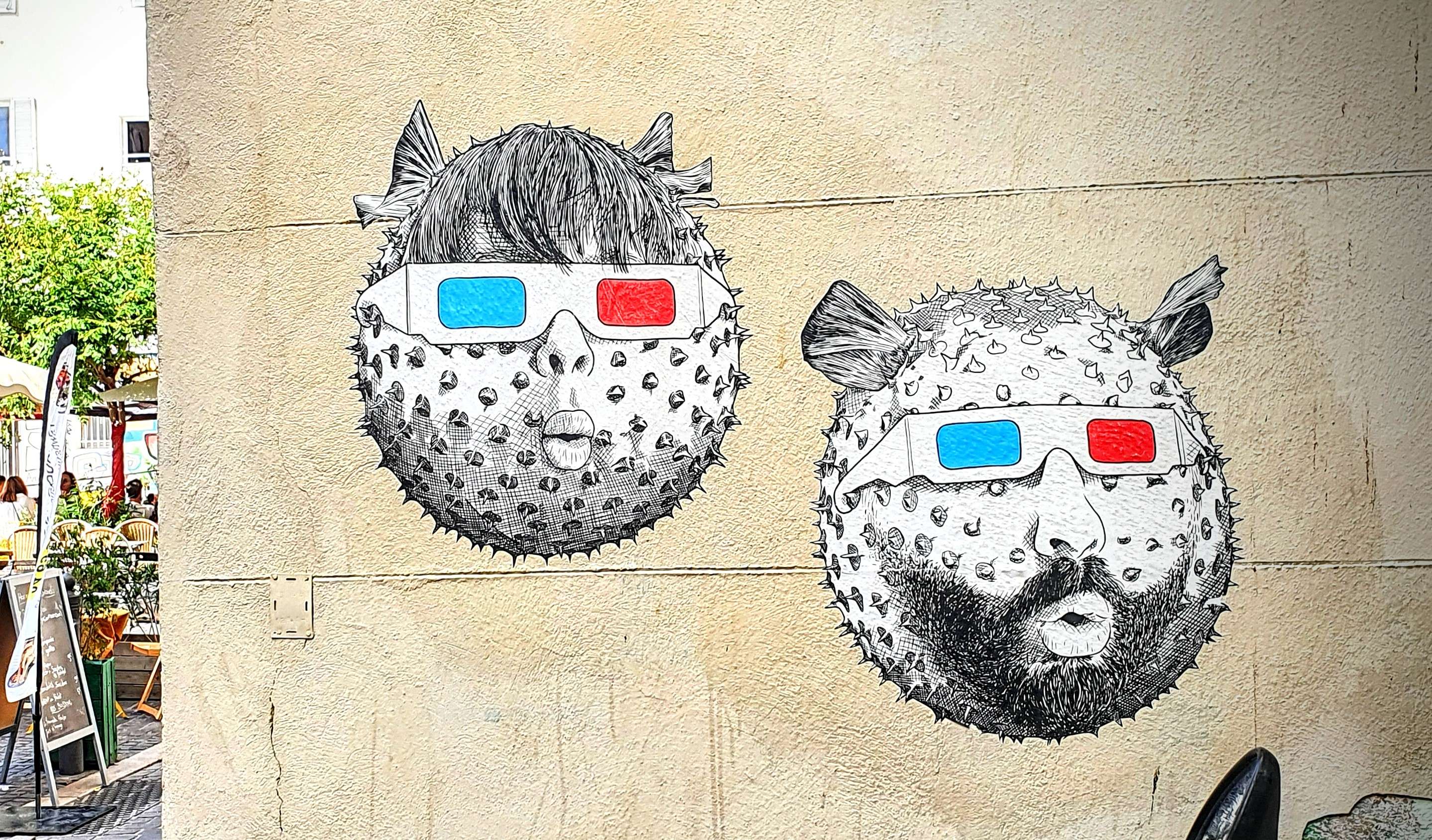 
								Street-art graffiti fresque 
								Radical Playground 
									28 Rue du Refuge
									13002
									Marseille
									France 
									Pat Finder
								Street-Art-Safari.com
								