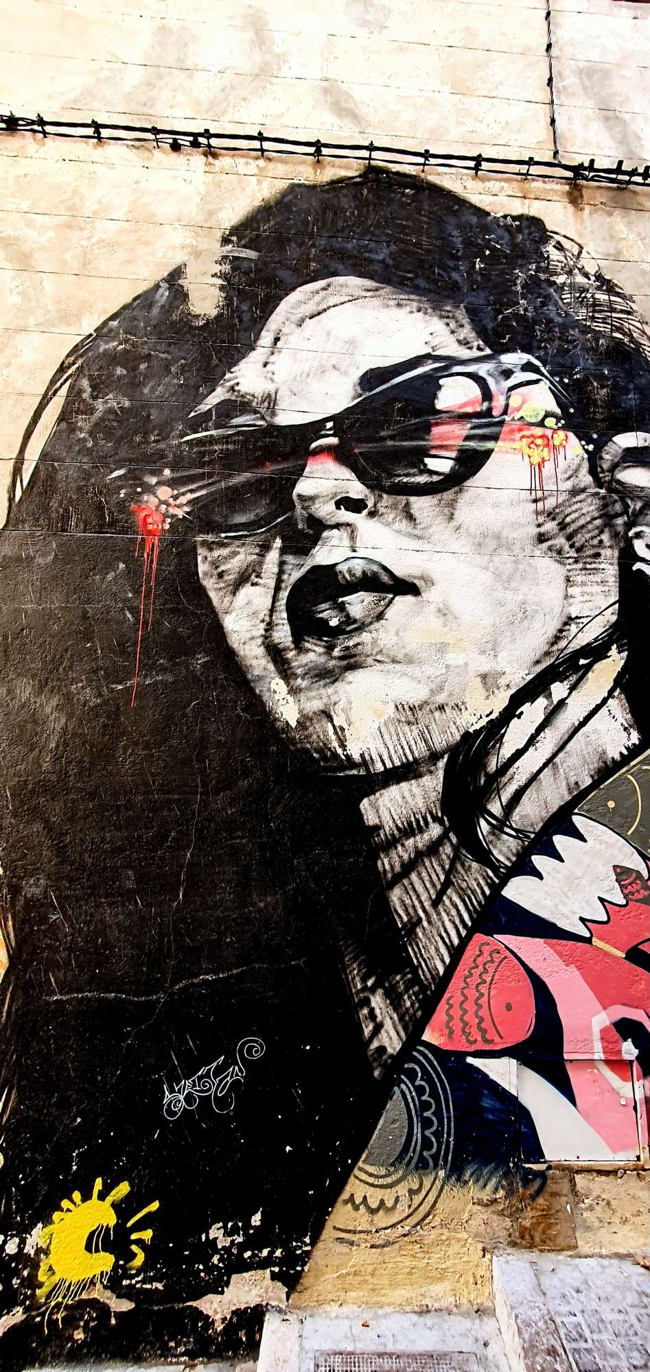 
								Street-art graffiti fresque 
								 
									2 Rue Saint-Pons
									13002
									Marseille
									France 
									Pat Finder
								Street-Art-Safari.com
								