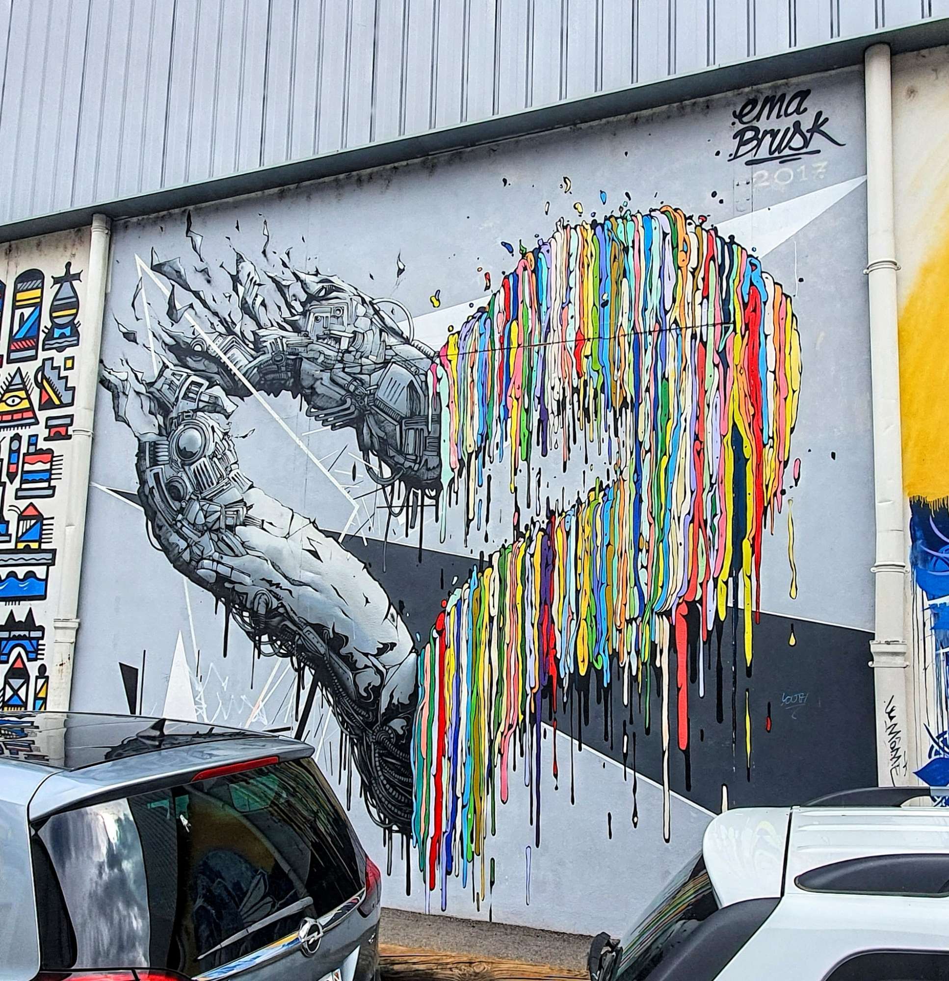 
								Street-art graffiti fresque 
								Brusk 
									310 Avenue Jean Jaur&egrave;s
									69007
									Lyon
									France 
									Pat Finder
								Street-Art-Safari.com
								