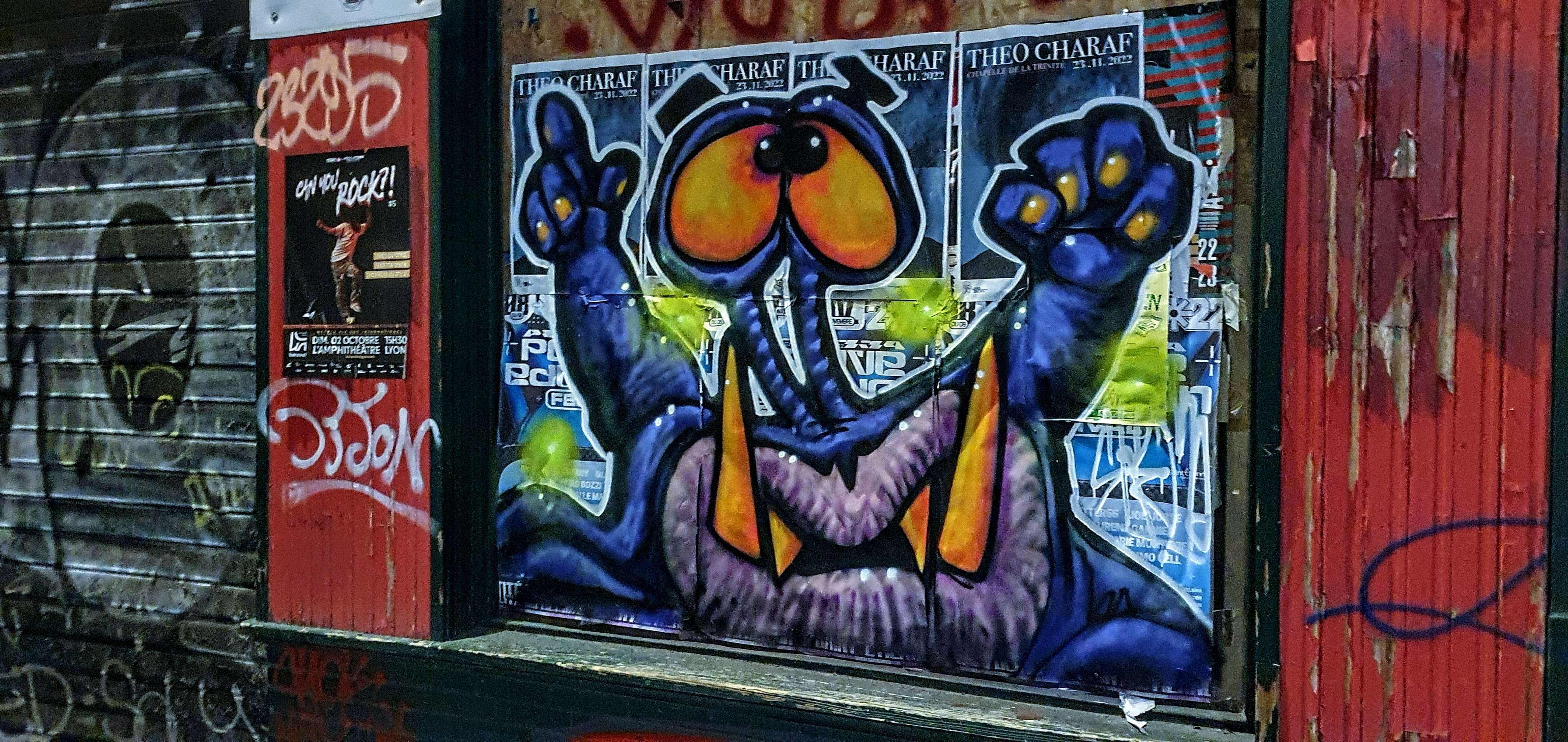 
								Street-art graffiti fresque 
								Skema 
									4 Rue de la R&eacute;publique
									69001
									Lyon
									France 
									Pat Finder
								Street-Art-Safari.com
								