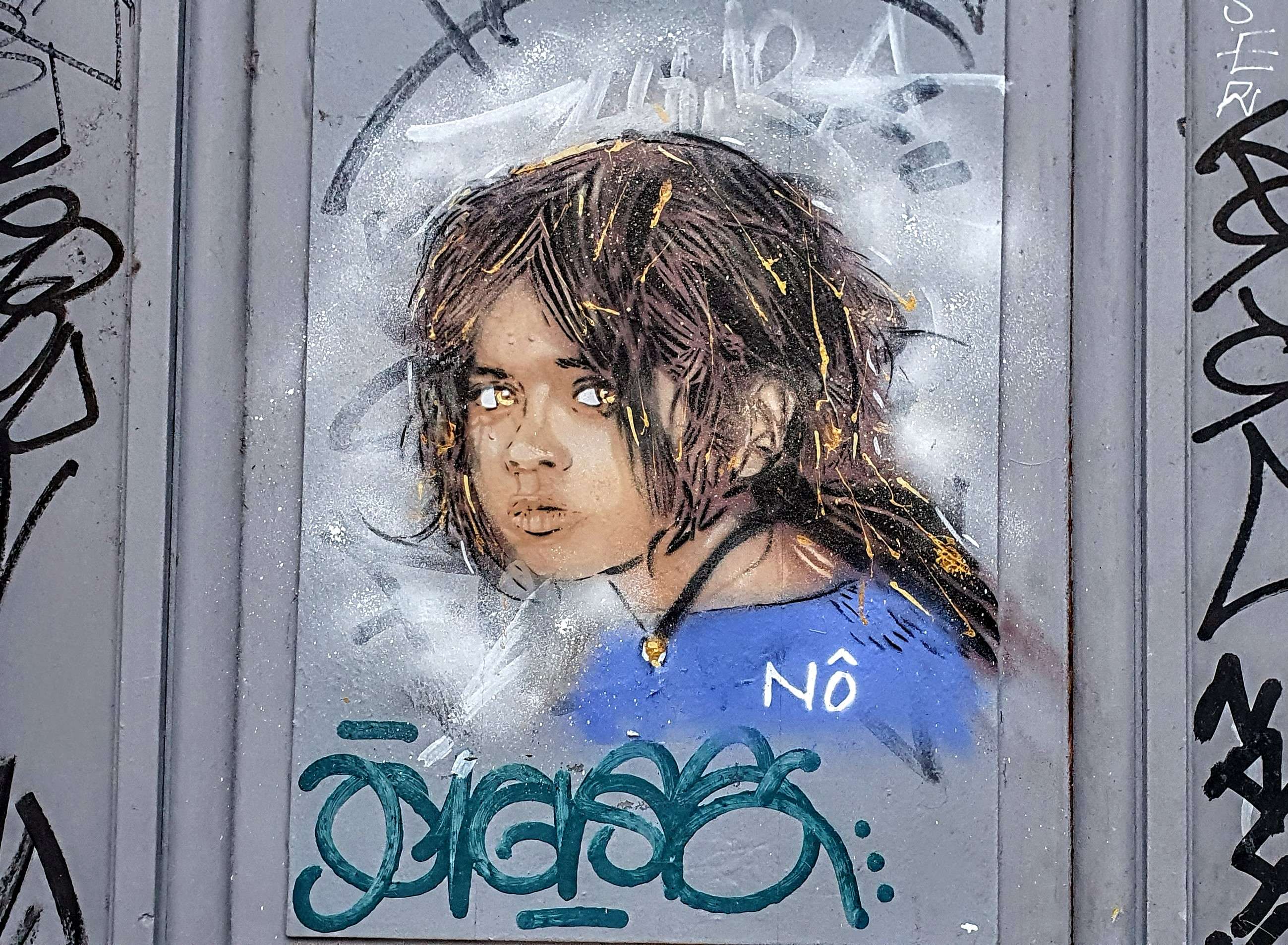 
								Street-art graffiti fresque 
								N&ocirc; 
									116 Mont&eacute;e de la Grande-C&ocirc;te
									69001
									Lyon
									France 
									Pat Finder
								Street-Art-Safari.com
								