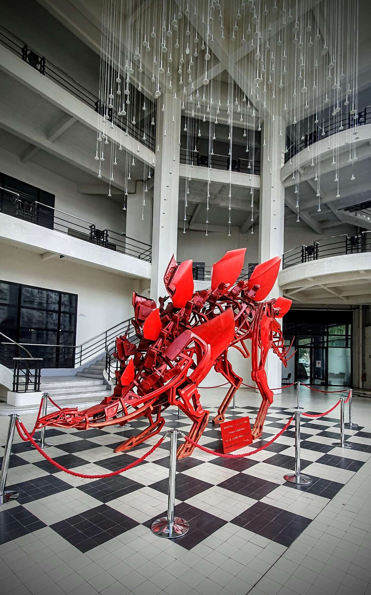 
								Street-art graffiti fresque 
								Romain LARDANCHET 
									35 Rue de Marseille
									69007
									Lyon
									France 
									Pat Finder
								Street-Art-Safari.com
								