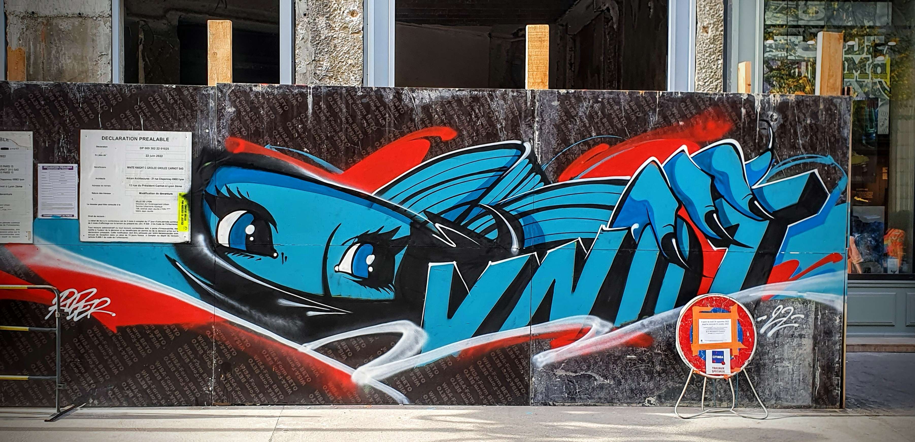 
								Street-art graffiti fresque 
								YNot 
									9 11 Rue du Pr&eacute;sident Carnot
									69002
									Lyon
									France 
									Pat Finder
								Street-Art-Safari.com
								