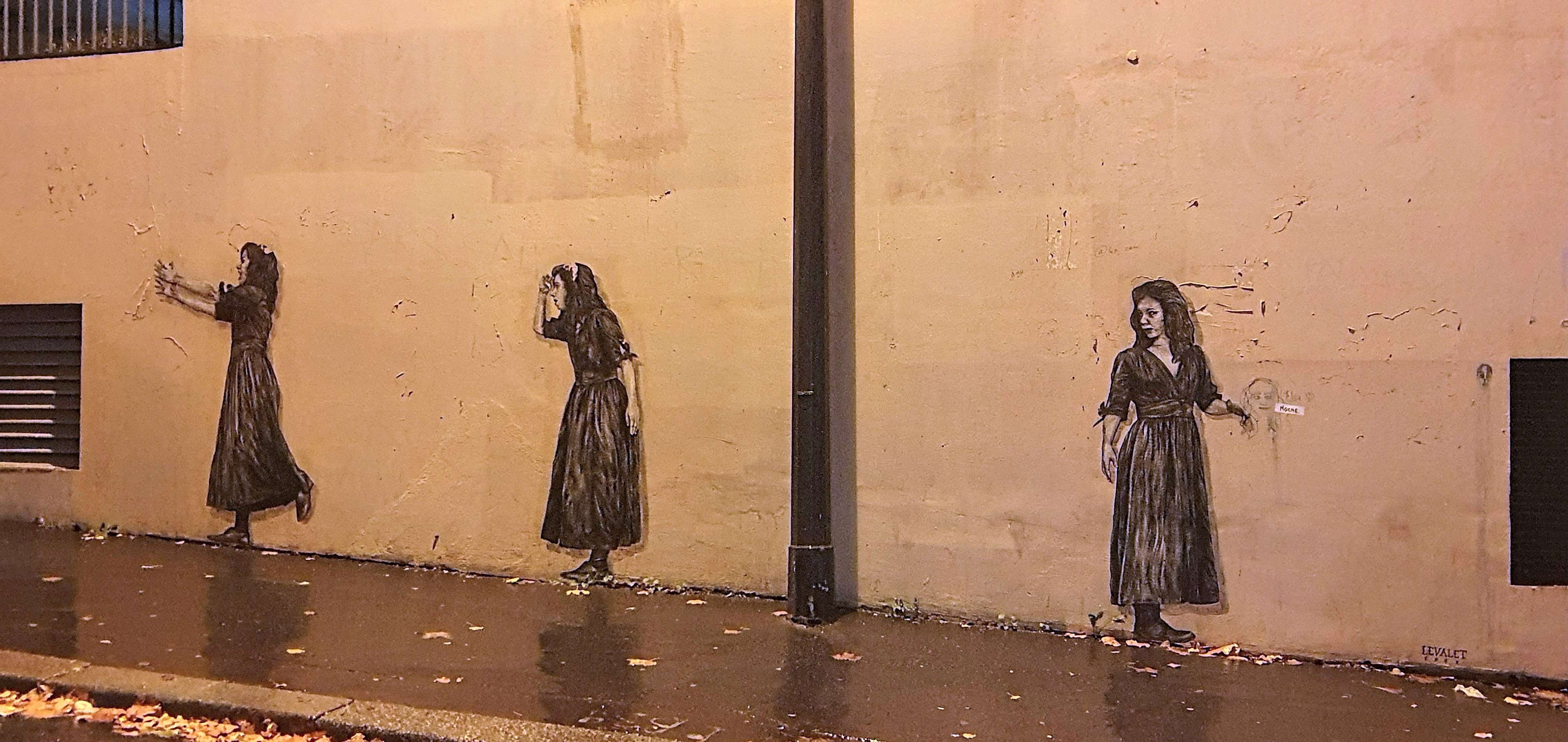 
								Street-art graffiti fresque 
								Levalet 
									18 - 24 Quai de la Marne
									75019
									Paris
									France 
									Pat Finder
								Street-Art-Safari.com
								