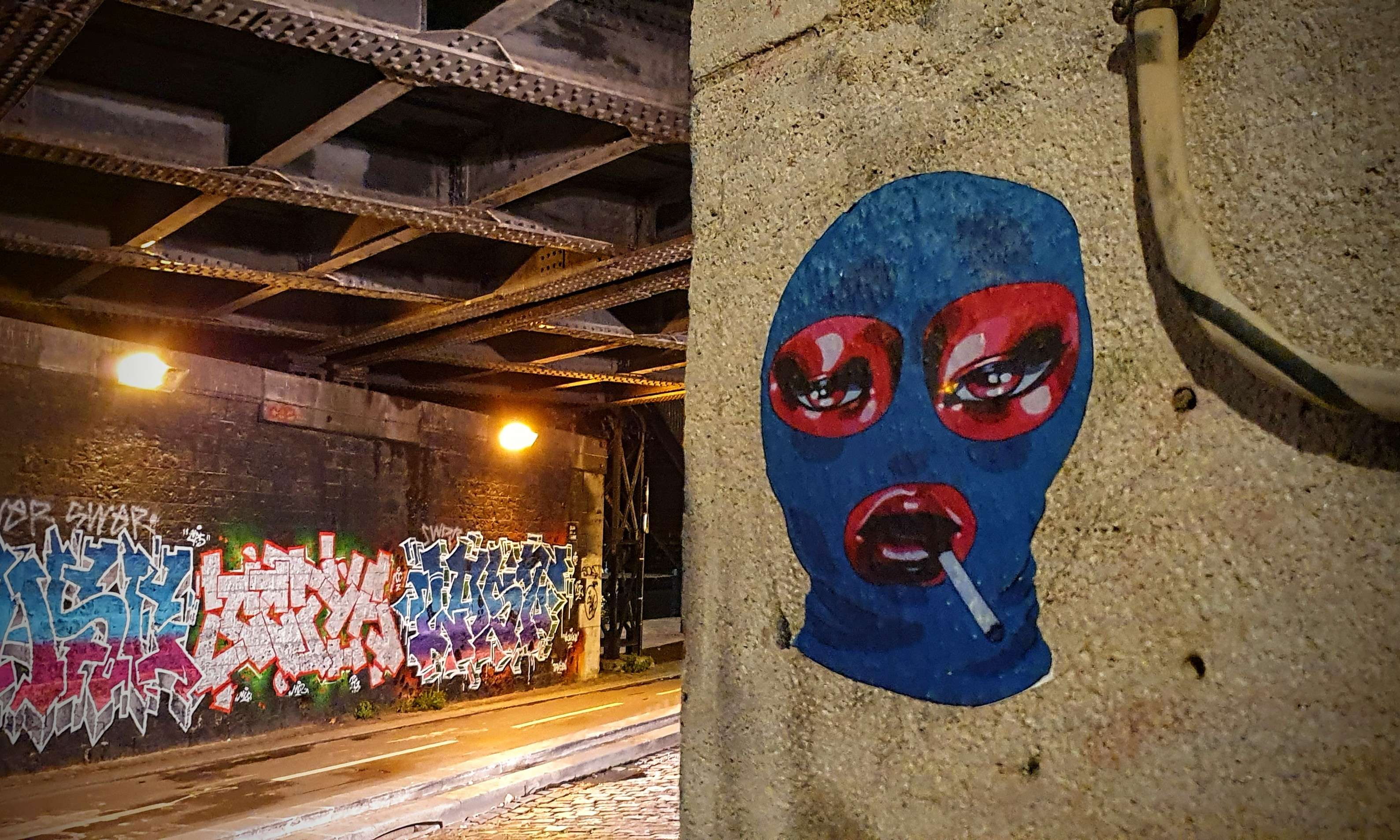 
								Street-art graffiti fresque 
								 
									38bis Quai de la Marne
									75019
									Paris
									France 
									Pat Finder
								Street-Art-Safari.com
								