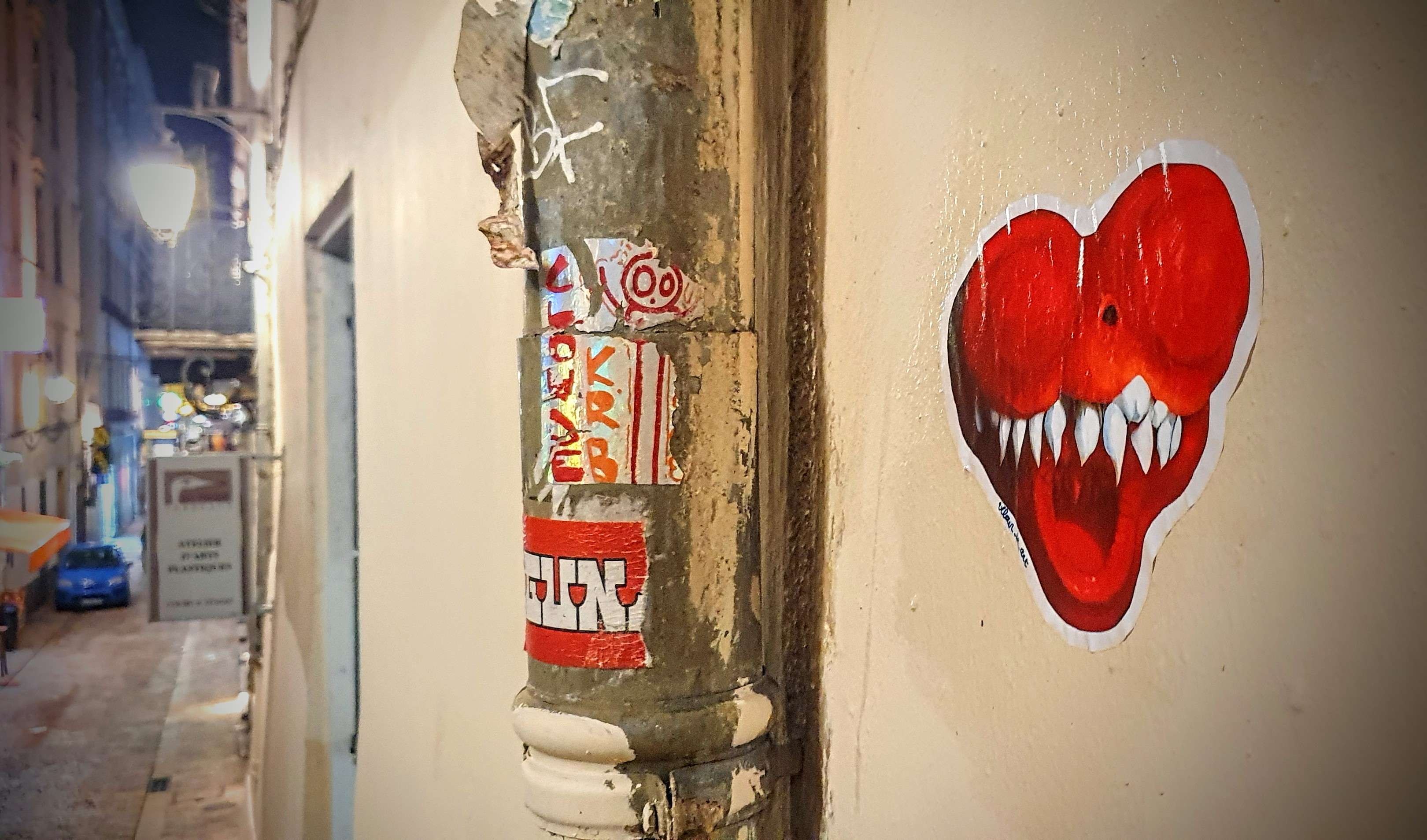 
								Street-art graffiti fresque 
								Velour 
									1 Rue Sainte-Marie-des-Terreaux
									69001
									Lyon
									France 
									Pat Finder
								Street-Art-Safari.com
								