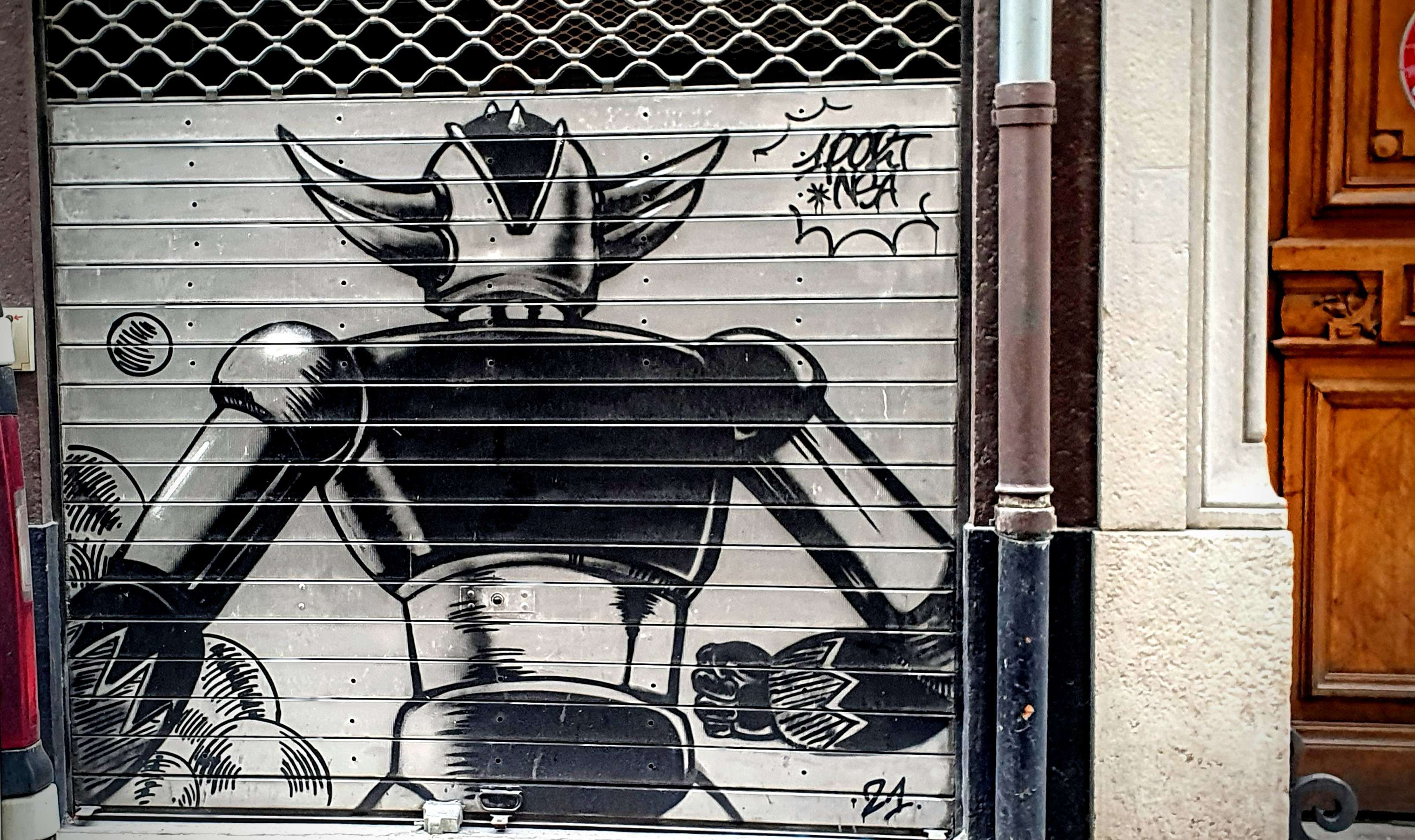 
								Street-art graffiti fresque 
								1Port 
									4 Rue Pasteur
									69007
									Lyon
									France 
									Pat Finder
								Street-Art-Safari.com
								