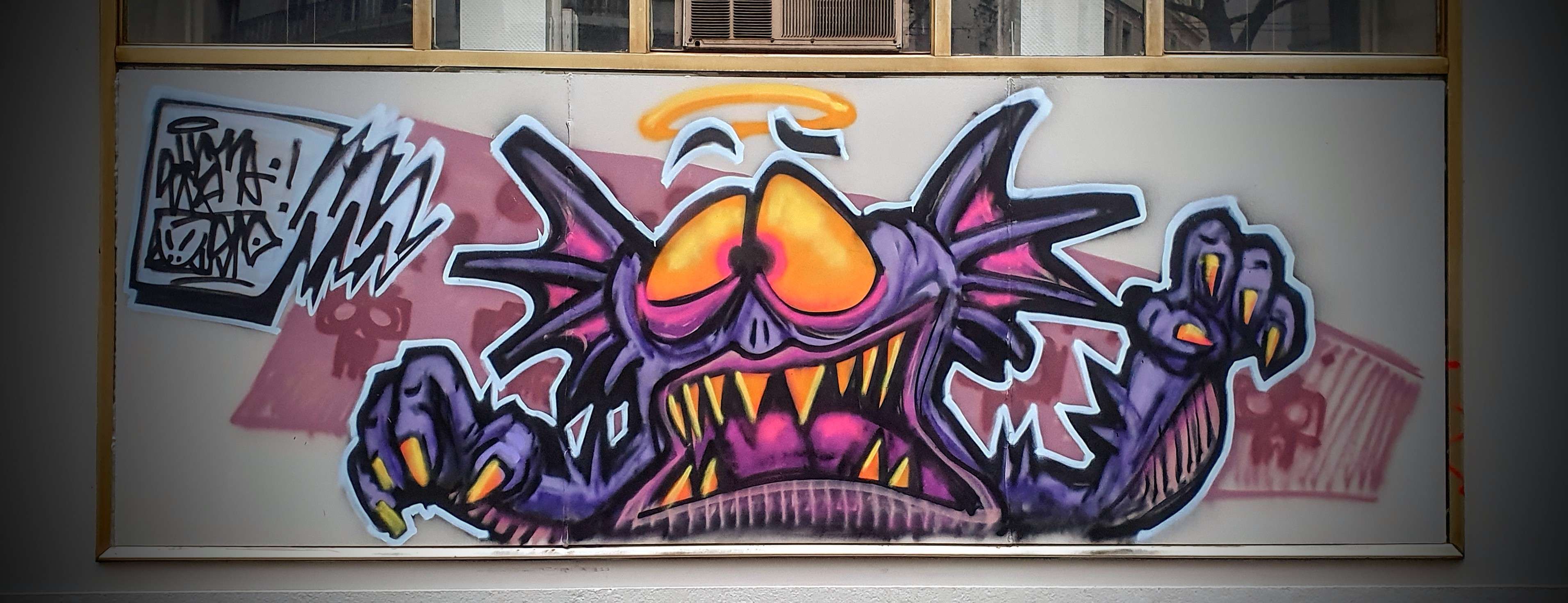 
								Street-art graffiti fresque 
								Skema 
									66 Cours Gambetta
									69007
									Lyon
									France 
									Pat Finder
								Street-Art-Safari.com
								