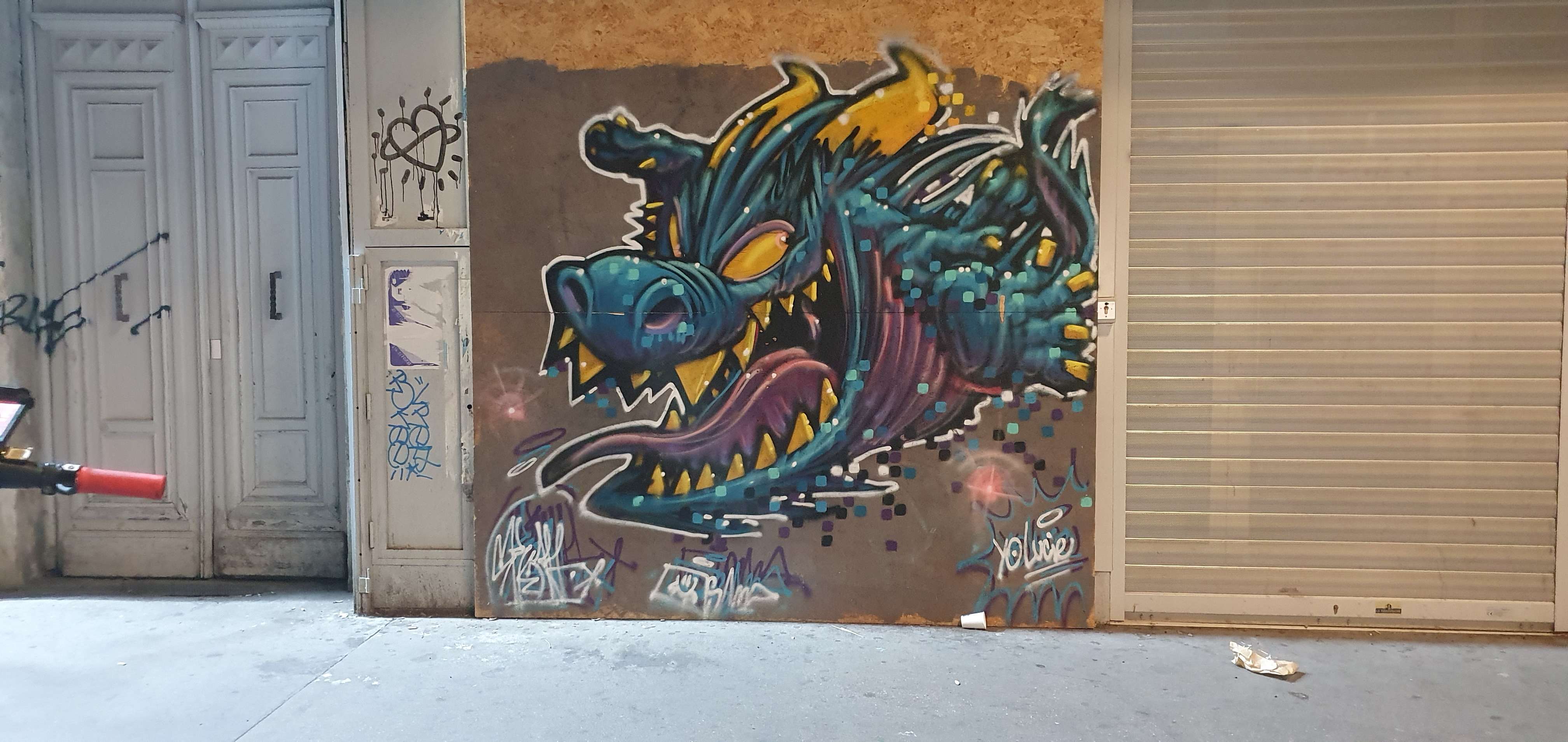 
								Street-art graffiti fresque 
								Skema 
									47 Cours Gambetta
									69003
									Lyon
									France 
									Pat Finder
								Street-Art-Safari.com
								