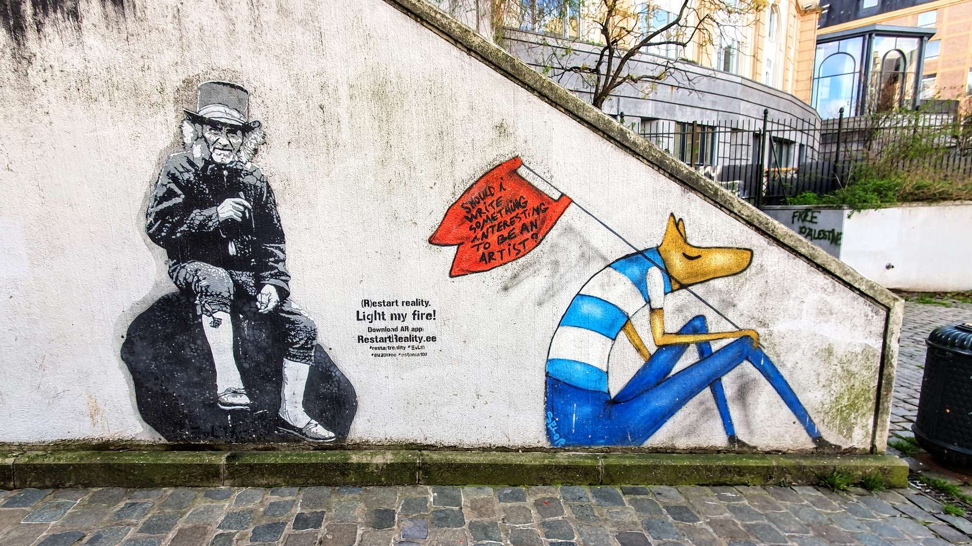 
								Street-art graffiti fresque 
								 
									15 Boulevard de l'Imp&eacute;ratrice
									1000
									Bruxelles
									Belgium 
									Pat Finder
								Street-Art-Safari.com
								