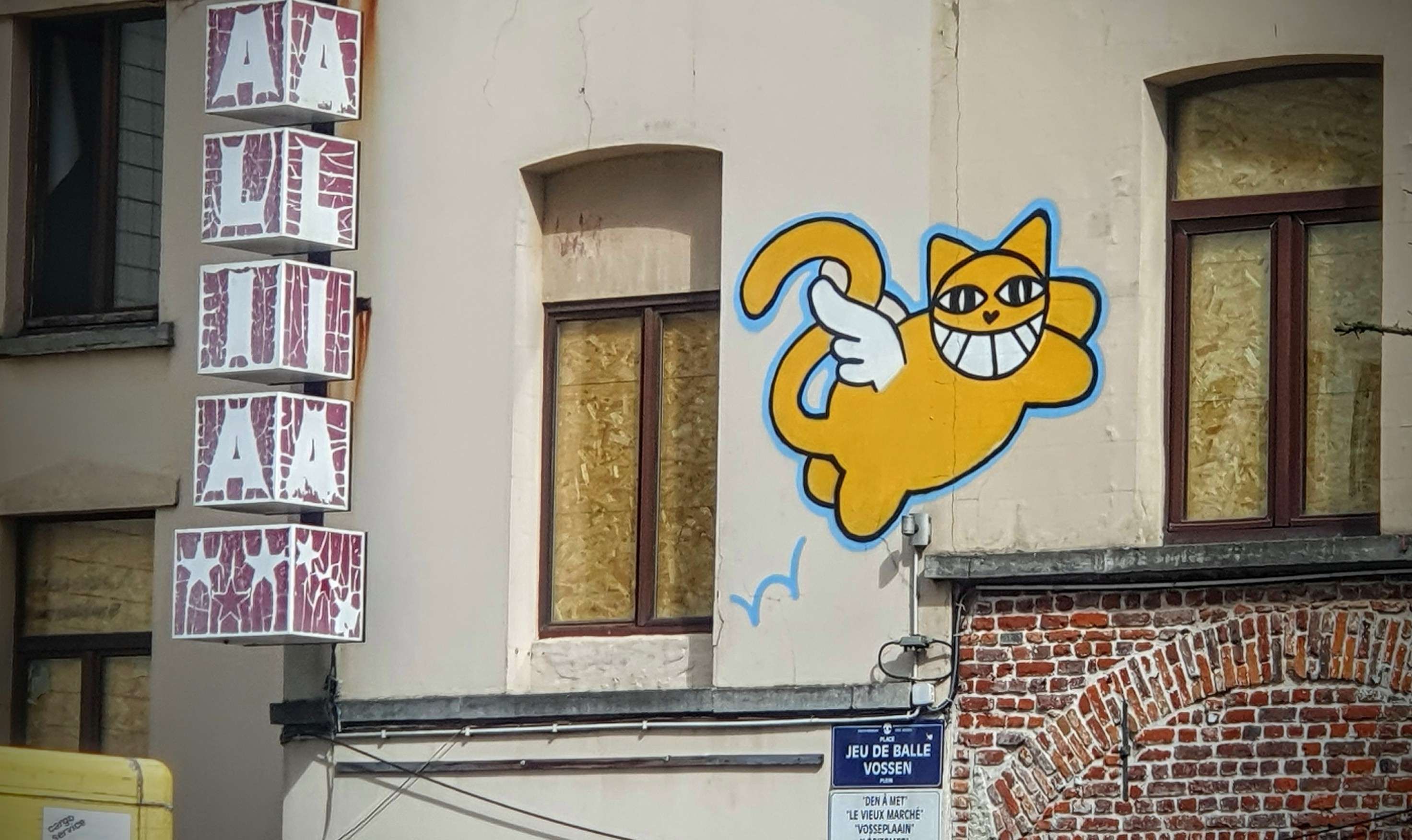 
								Street-art graffiti fresque 
								Mr CHAT 
									63 Place du Jeu de Balle
									1000
									Bruxelles
									Belgium 
									Pat Finder
								Street-Art-Safari.com
								