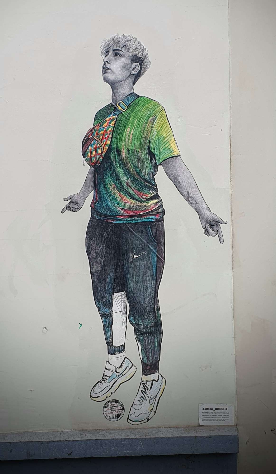 
								Street-art graffiti fresque 
								LaDame QUICOLLE 
									5 Rue de l'Economie
									1000
									Bruxelles
									Belgium 
									Pat Finder
								Street-Art-Safari.com
								