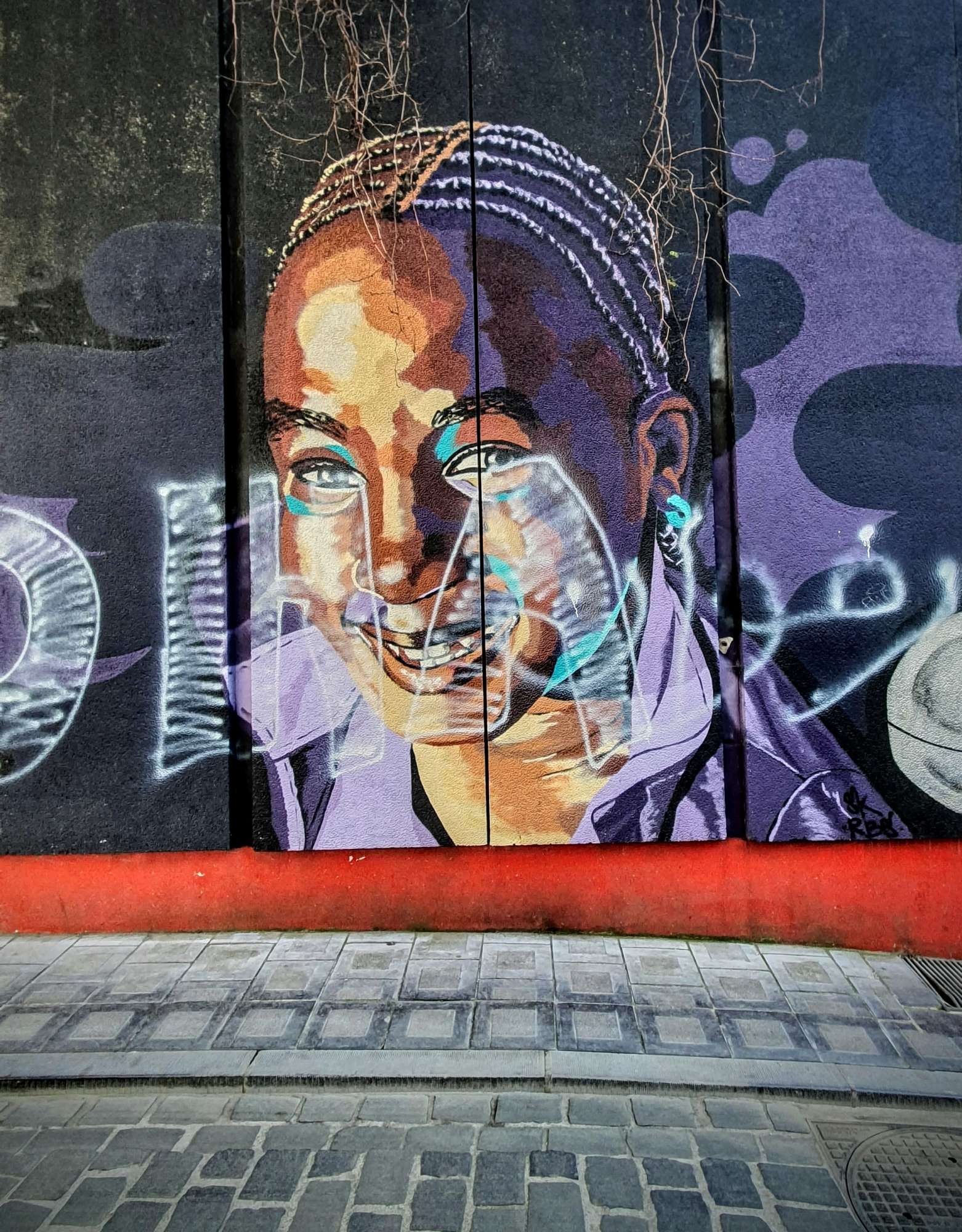 
								Street-art graffiti fresque 
								 
									5A Rue de l'Eclipse
									1000
									Bruxelles
									Belgium 
									Pat Finder
								Street-Art-Safari.com
								