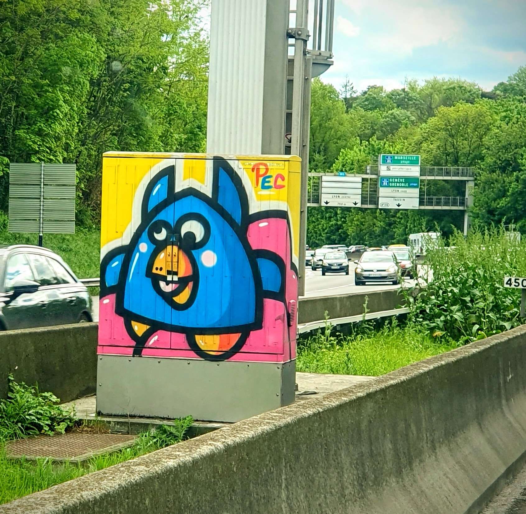 
								Street-art graffiti fresque 
								PEC 
									6B Route de Champagne
									69130
									&Eacute;cully
									France 
									Pat Finder
								Street-Art-Safari.com
								