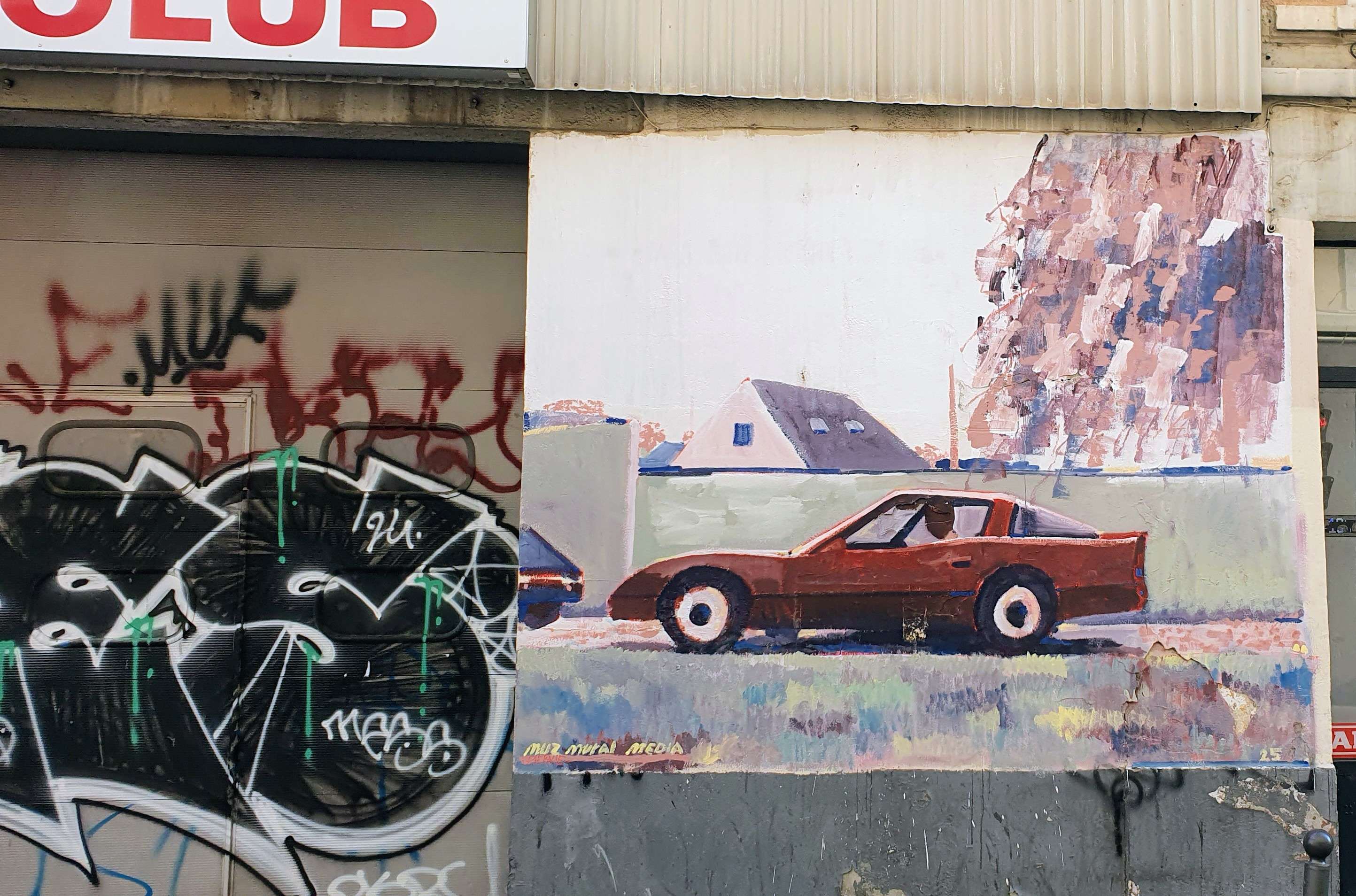 
								Street-art graffiti fresque 
								Muz Mural Media 
									10 bis Rue Jangot
									69007
									Lyon
									France 
									Pat Finder
								Street-Art-Safari.com
								