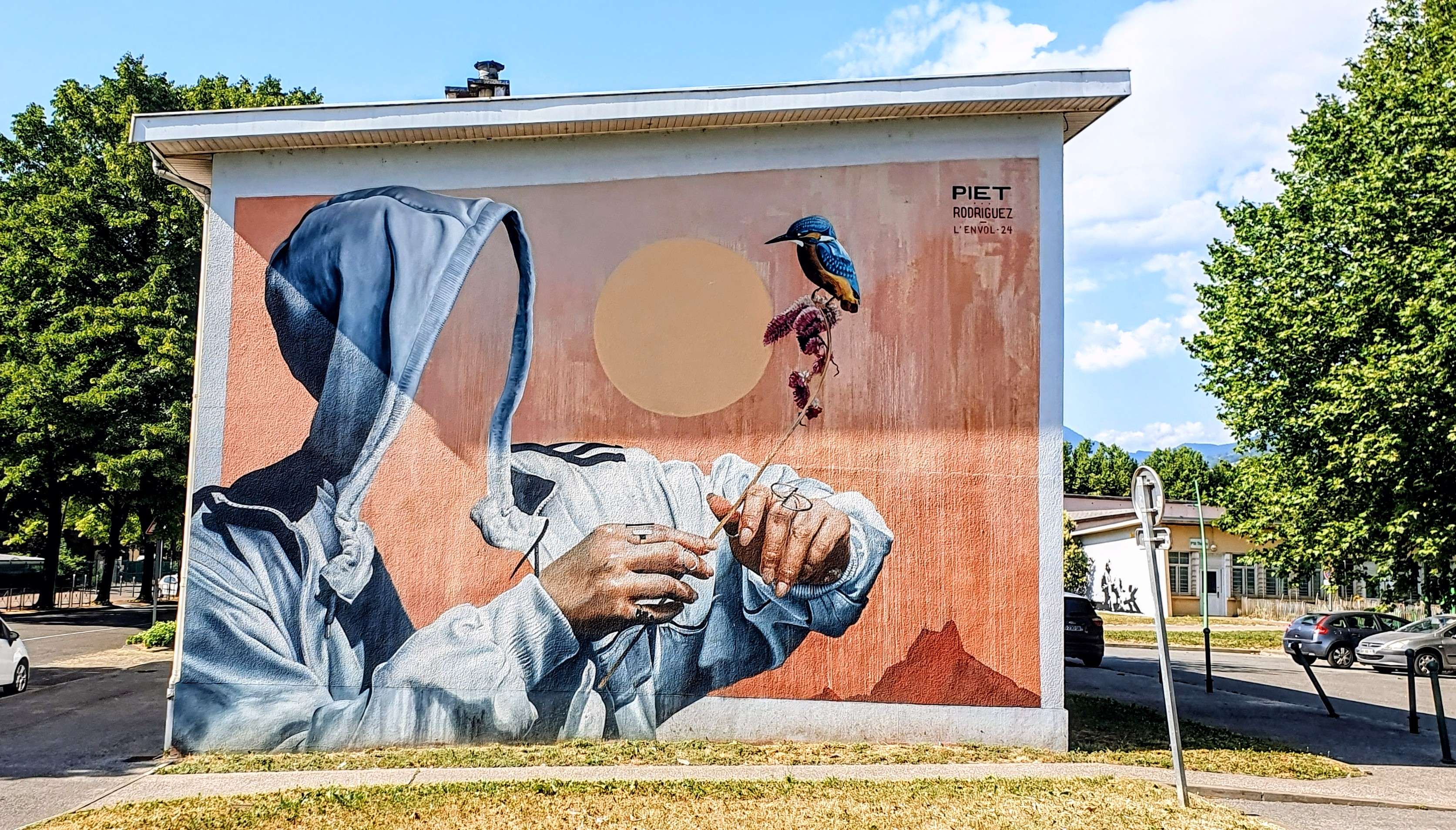 
								Street-art graffiti fresque 
								Piet Rodriguez 
									10 Avenue Aristide Berges
									38170
									Seyssinet-Pariset
									France 
									Pat Finder
								Street-Art-Safari.com
								