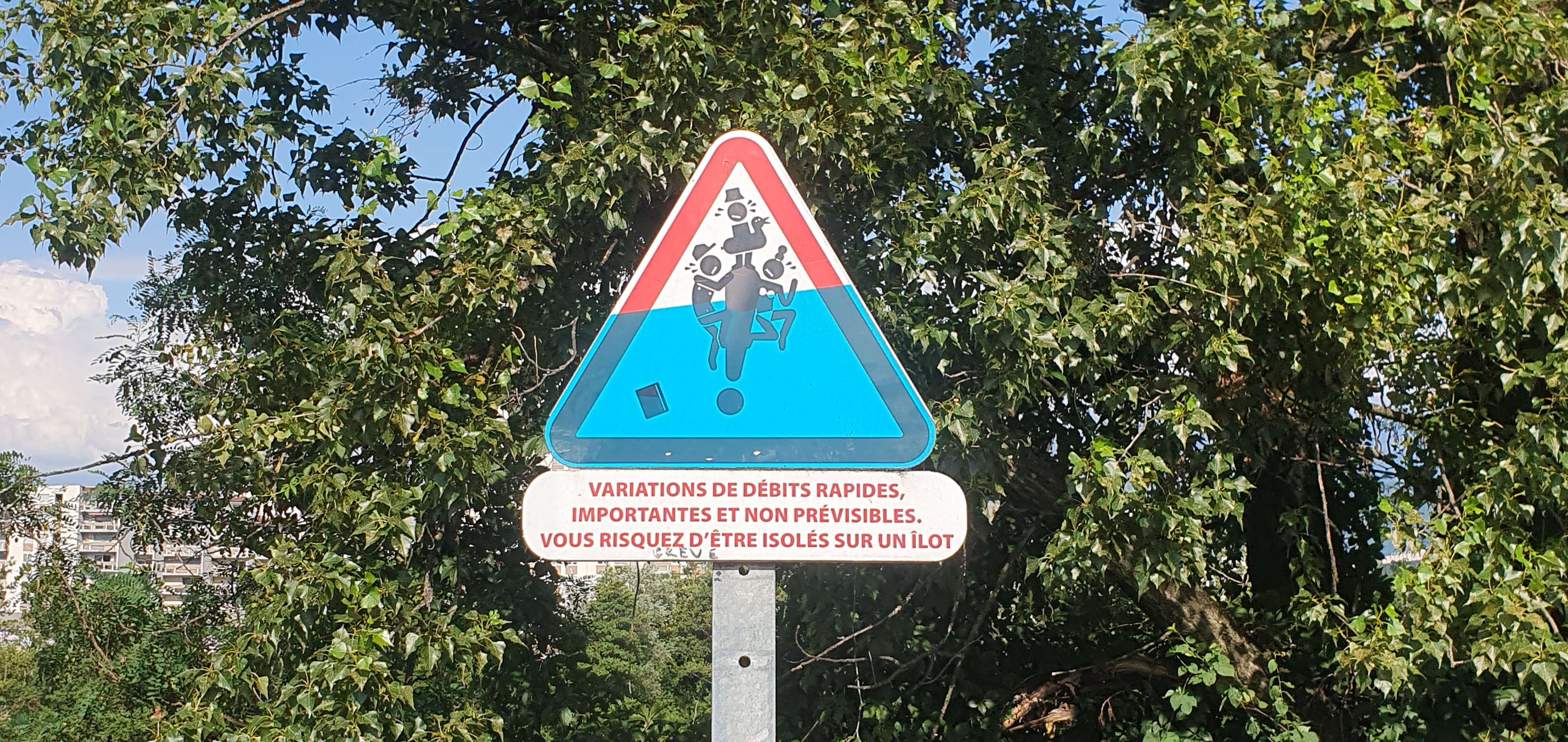 
								Street-art graffiti fresque 
								 
									75 Rue du Progr&egrave;s
									38170
									Seyssinet-Pariset
									France 
									Pat Finder
								Street-Art-Safari.com
								