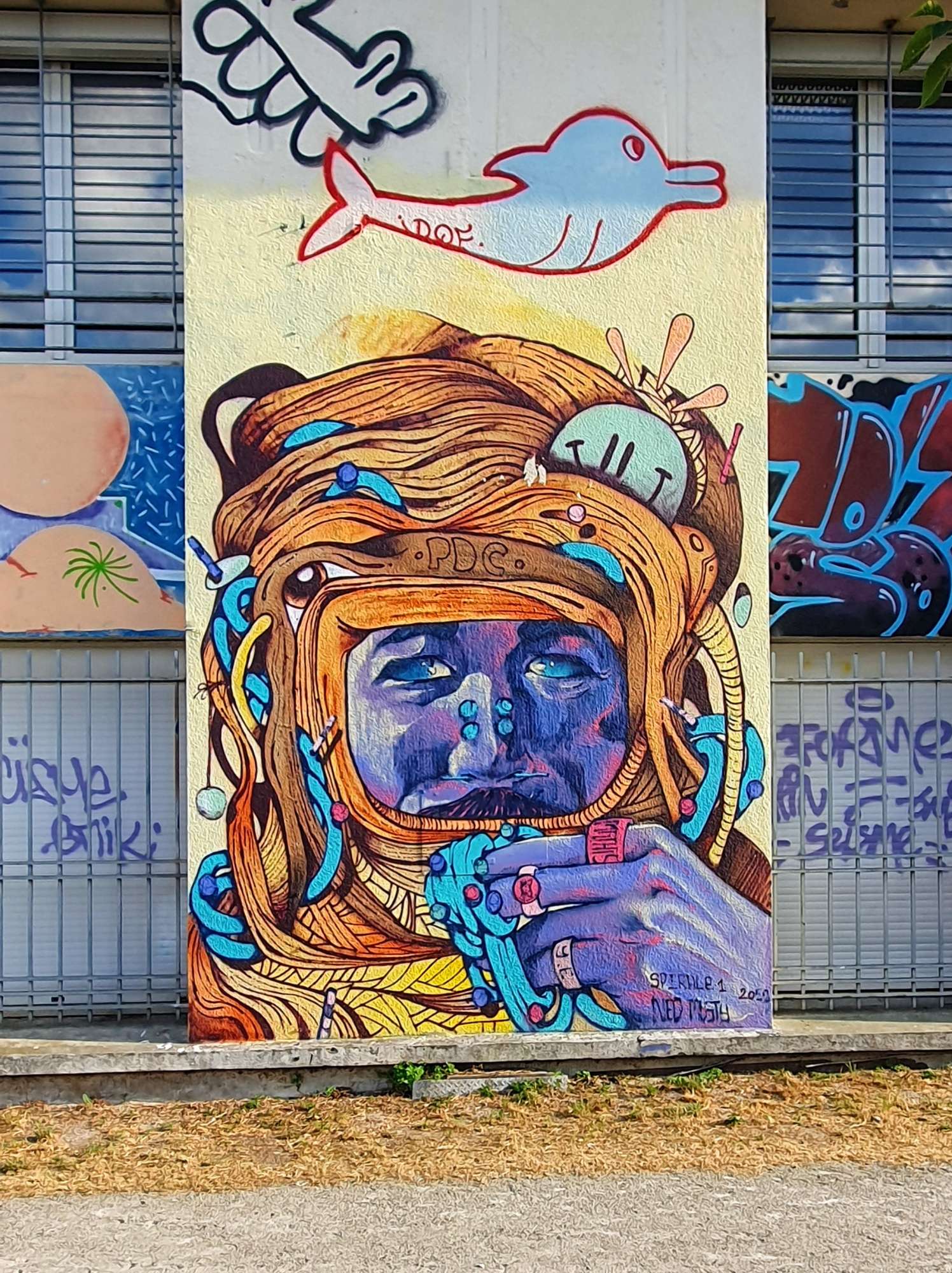 
								Street-art graffiti fresque 
								Neo Musty 
									16 Rue L&eacute;on Sestier
									38000
									Grenoble
									France 
									Pat Finder
								Street-Art-Safari.com
								