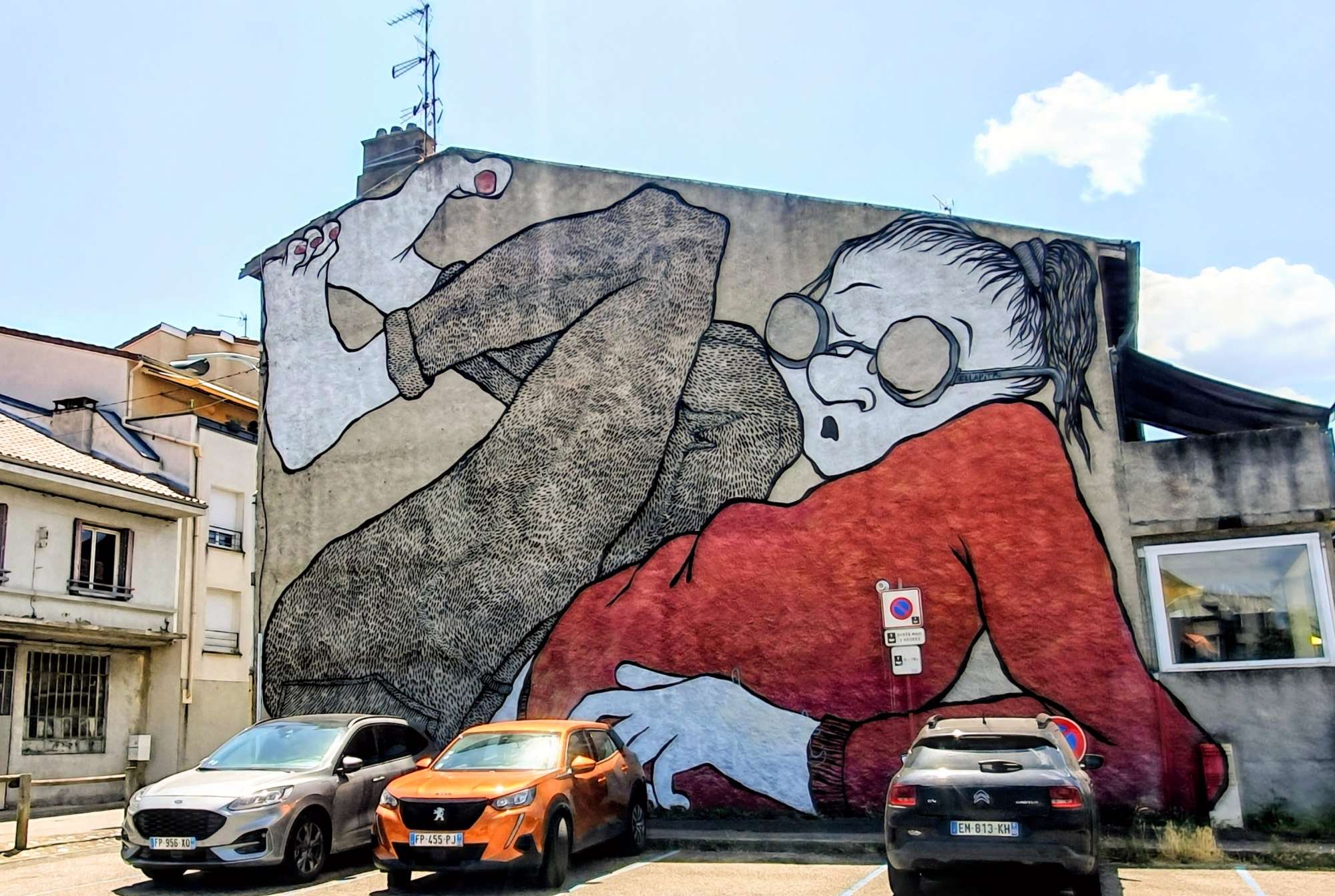 
								Street-art graffiti fresque 
								Ella, Pitr 
									10 Rue Sadi Carnot
									42230
									Roche-la-Moli&egrave;re
									France 
									Pat Finder
								Street-Art-Safari.com
								