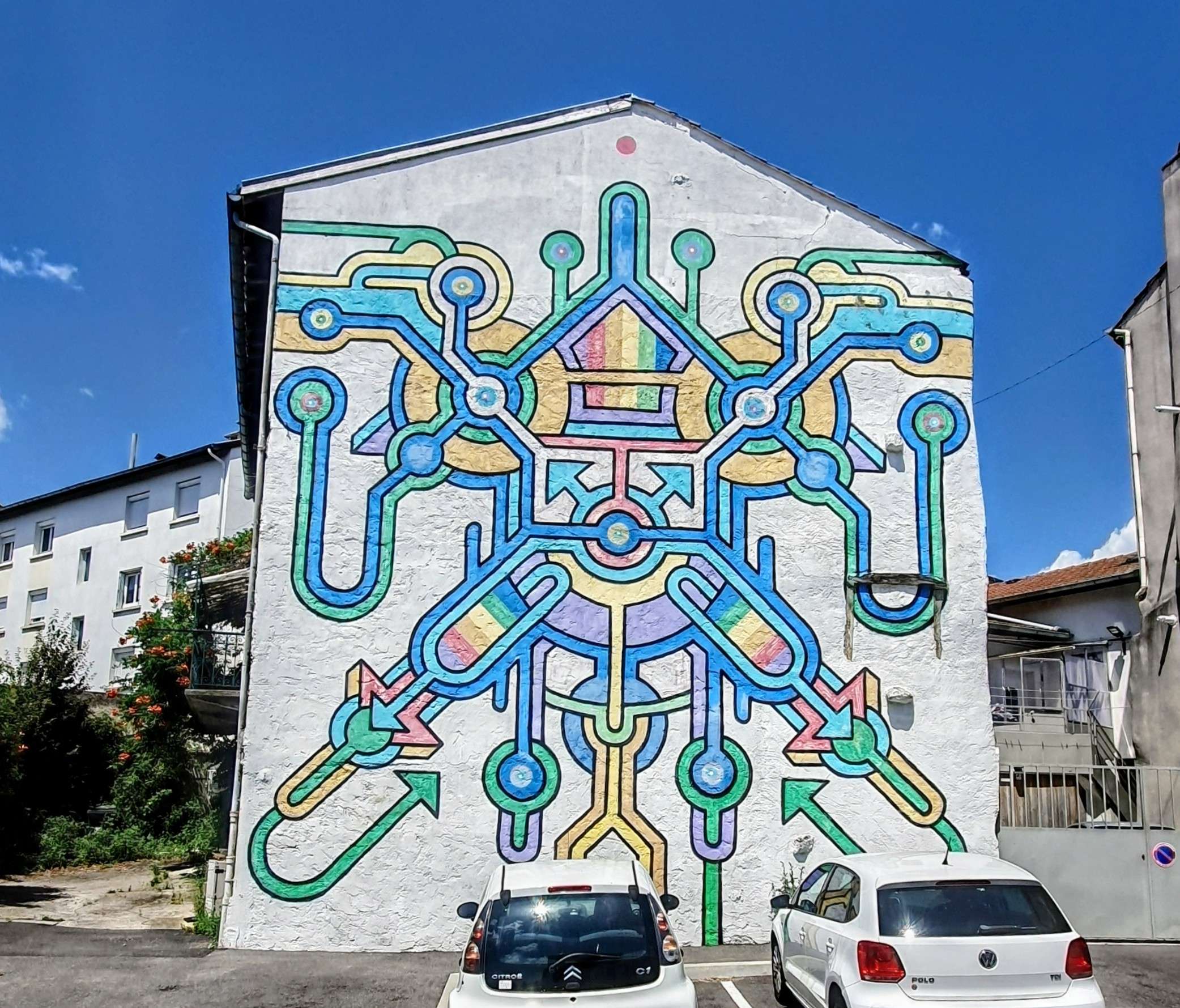 
								Street-art graffiti fresque 
								Seize 
									1 Rue du Colonel Arnaud Beltrame
									42230
									Roche-la-Moli&egrave;re
									France 
									Pat Finder
								Street-Art-Safari.com
								