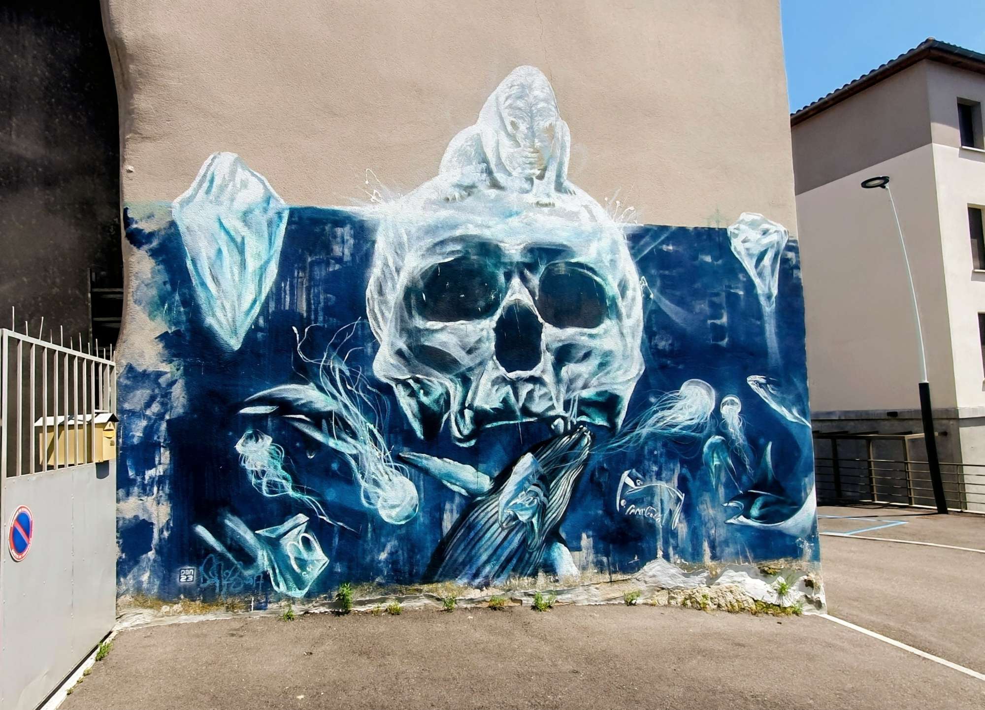 
								Street-art graffiti fresque 
								Dan 23 
									4 Impasse Louis Comt&eacute;
									42230
									Roche-la-Moli&egrave;re
									France 
									Pat Finder
								Street-Art-Safari.com
								