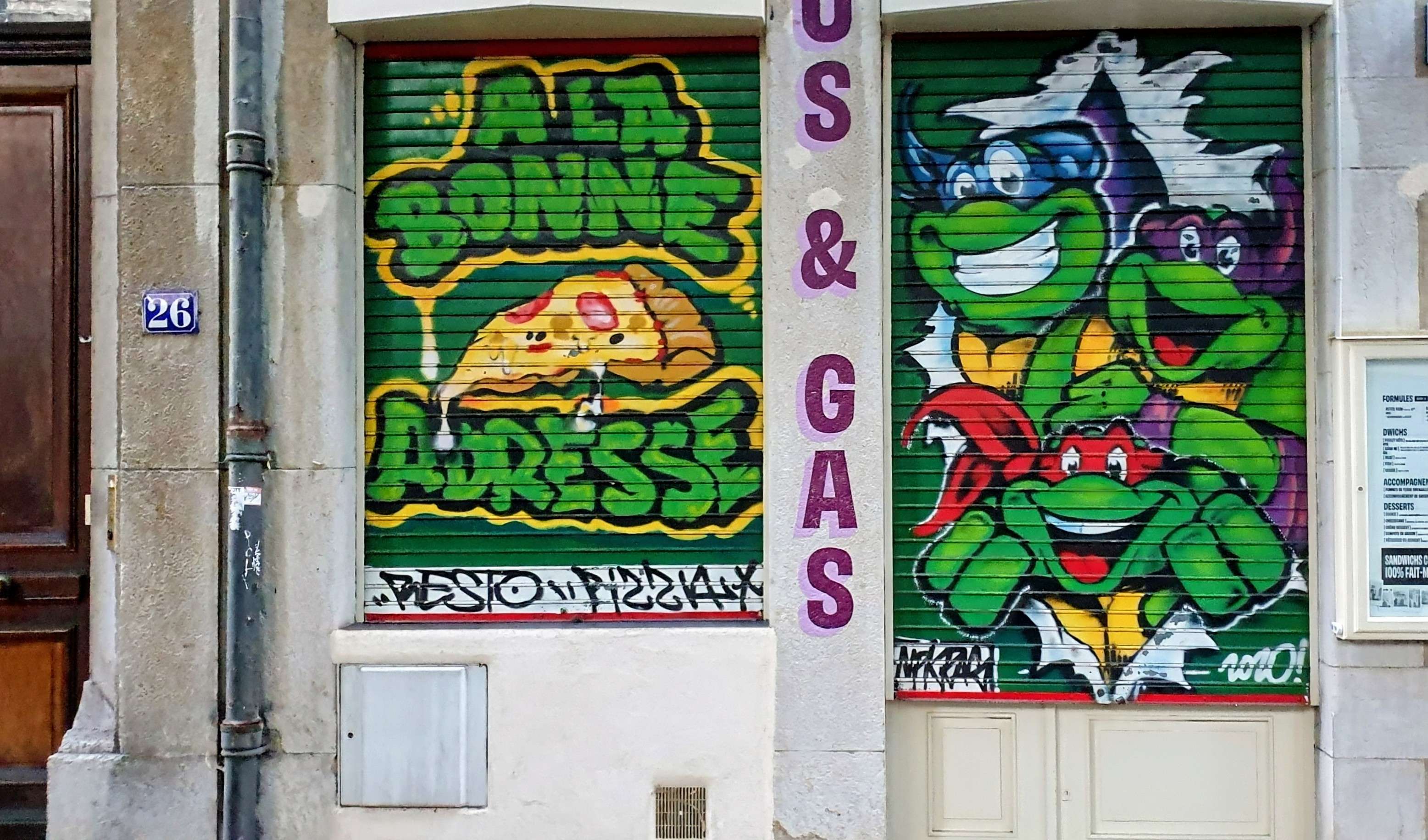 
								Street-art graffiti fresque 
								 
									24 Rue Fran&ccedil;ois Garcin
									69003
									Lyon
									France 
									Pat Finder
								Street-Art-Safari.com
								