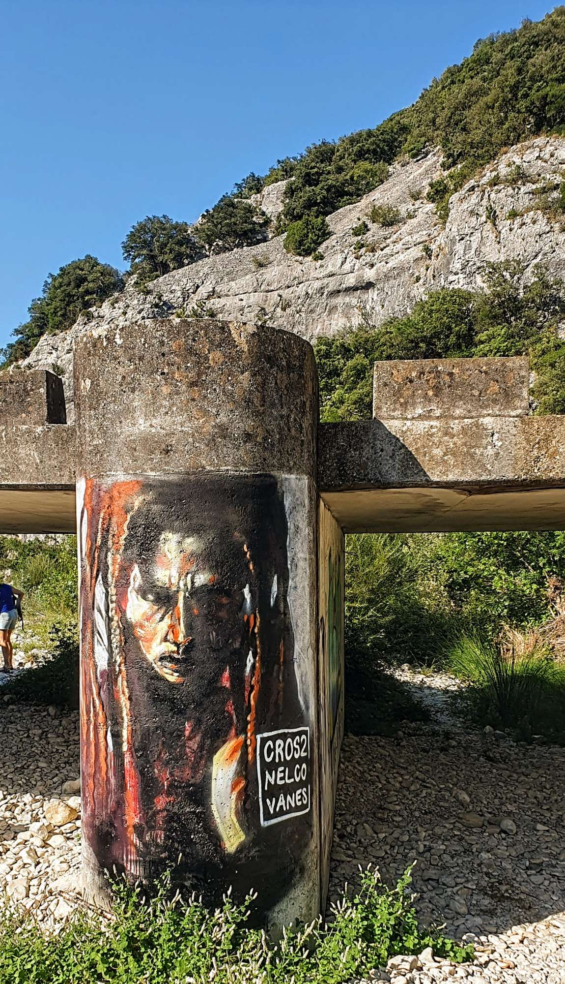 
								Street-art graffiti fresque 
								 
									
									07150
									Lagorce
									France 
									Pat Finder
								Street-Art-Safari.com
								