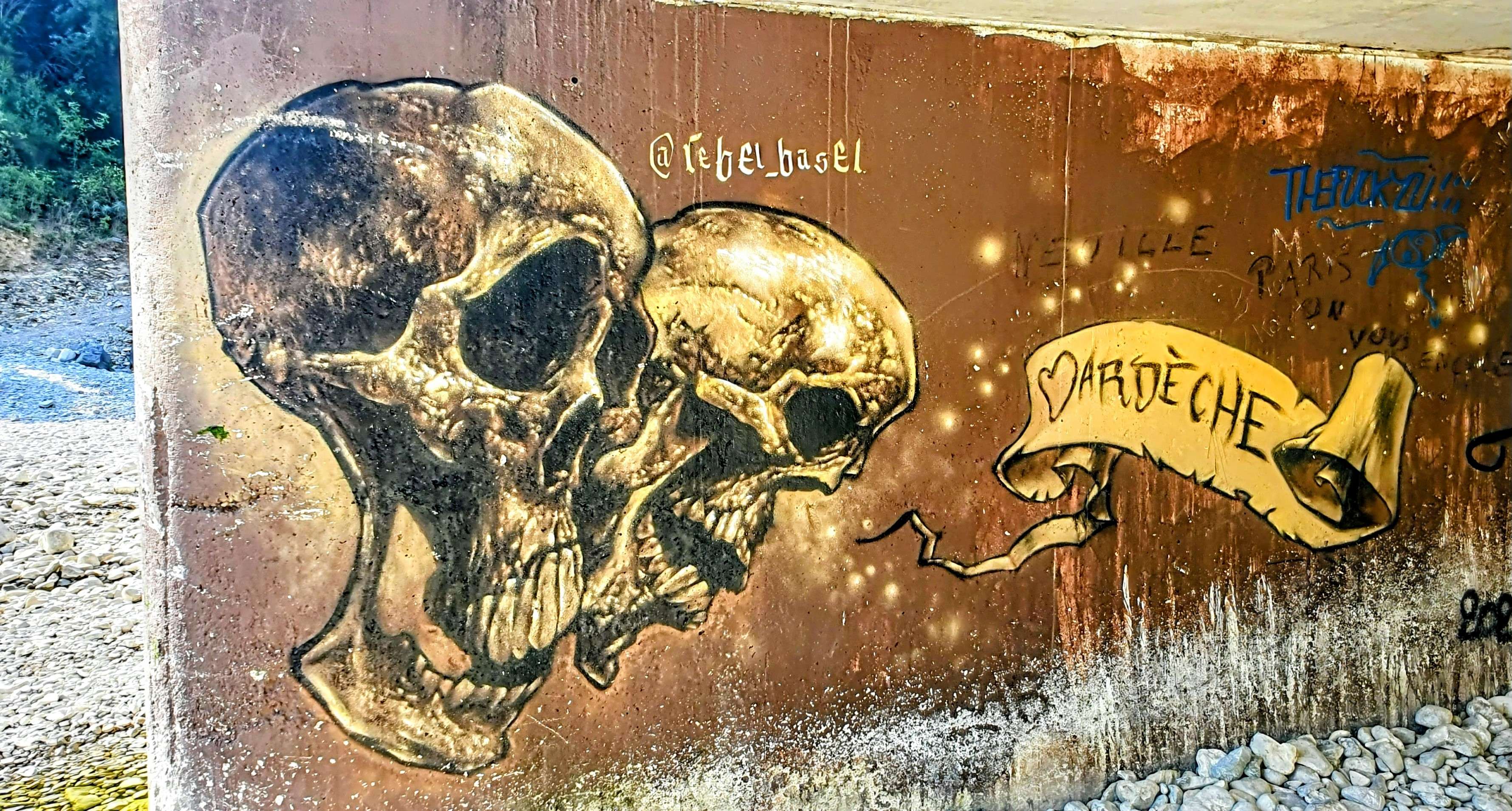 
								Street-art graffiti fresque 
								rebel_basel 
									D558
									07150
									Lagorce
									France 
									Pat Finder
								Street-Art-Safari.com
								