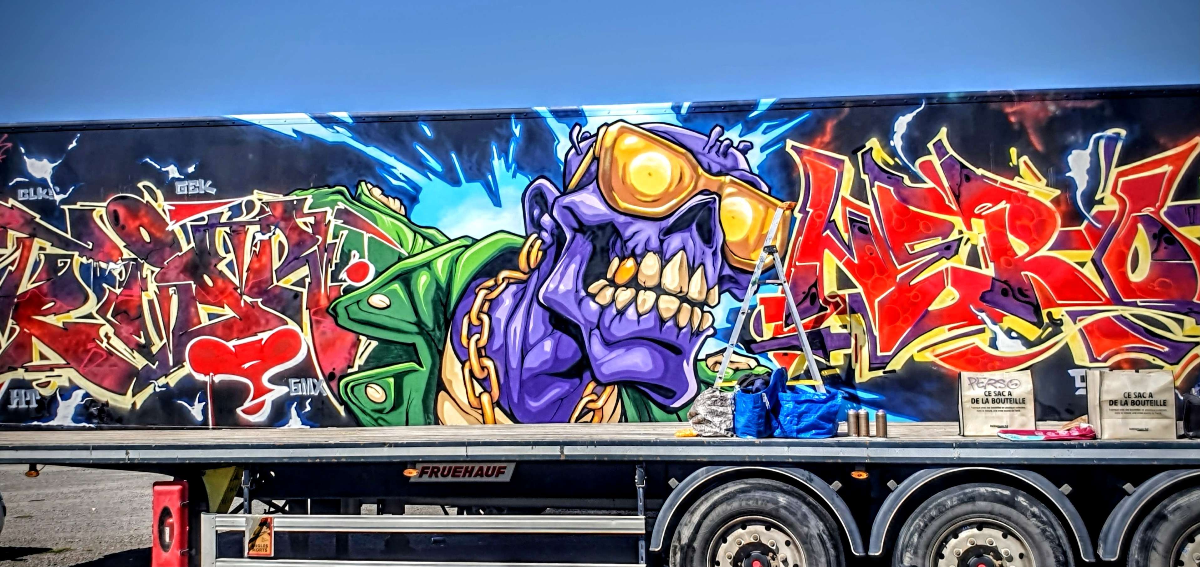 
								Street-art graffiti fresque 
								Nero 
									12 Avenue Charles de Gaulle
									42600
									Montbrison
									France 
									Pat Finder
								Street-Art-Safari.com
								