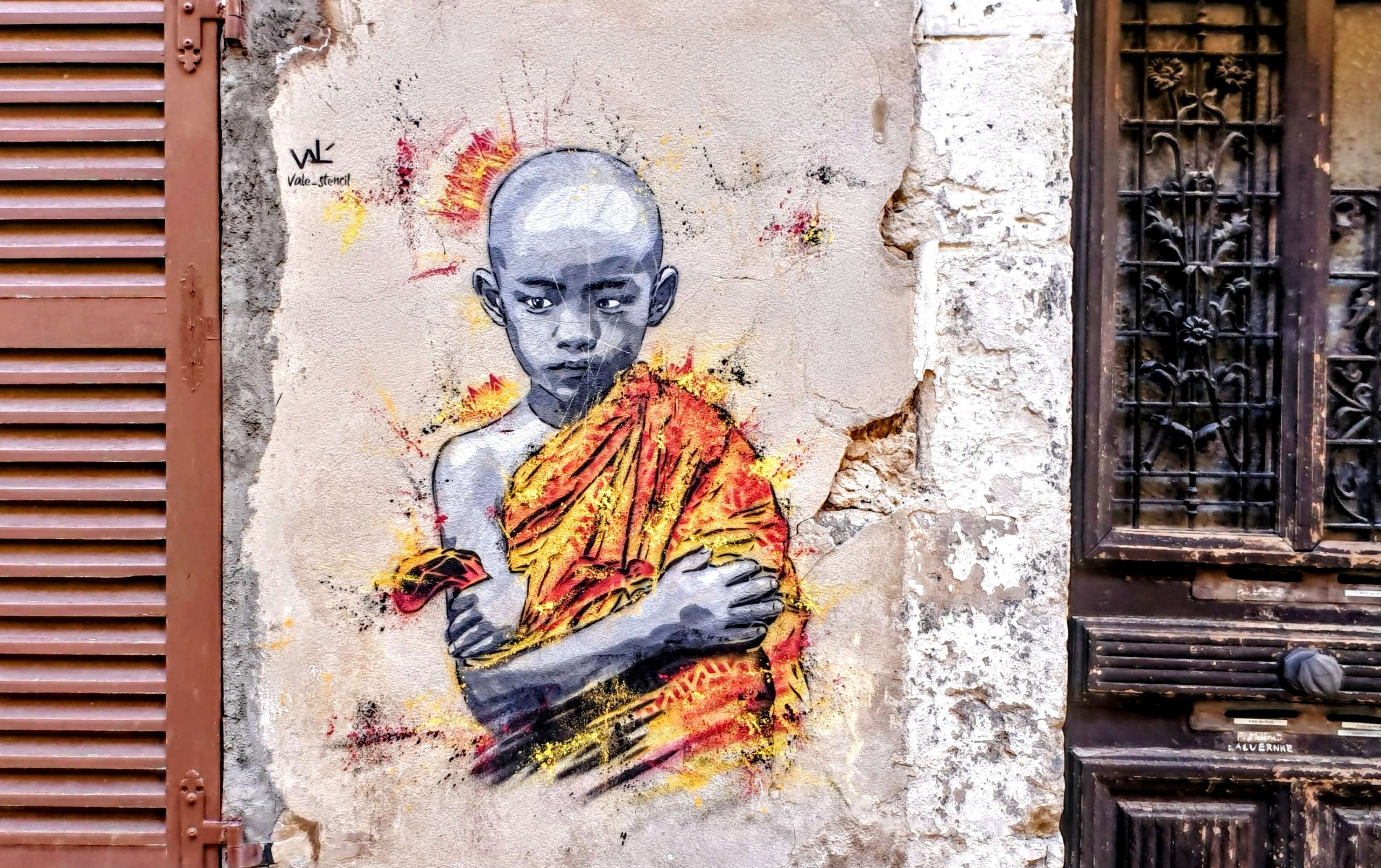 
								Street-art graffiti fresque 
								Val Stencil 
									1 Rue Cyrus Hugues
									83500
									La Seyne-sur-Mer
									France 
									Pat Finder
								Street-Art-Safari.com
								