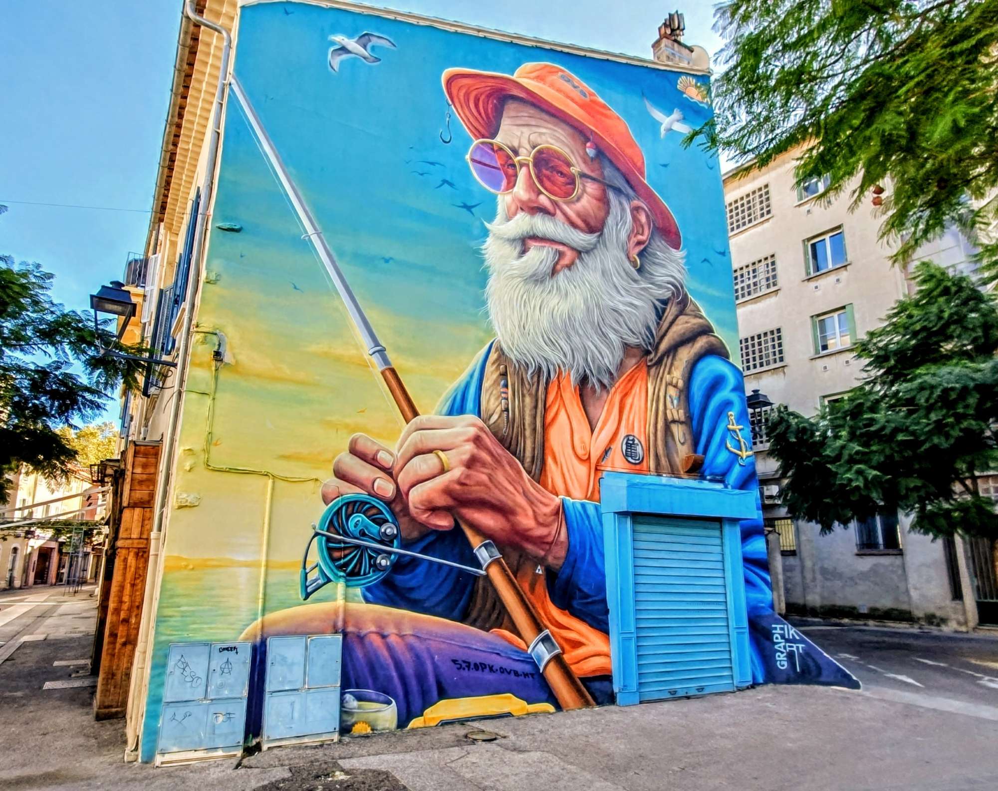 
								Street-art graffiti fresque 
								GraphikArt, Sock, T&eacute;tal 
									12 Rue Berny
									83500
									La Seyne-sur-Mer
									France 
									Pat Finder
								Street-Art-Safari.com
								