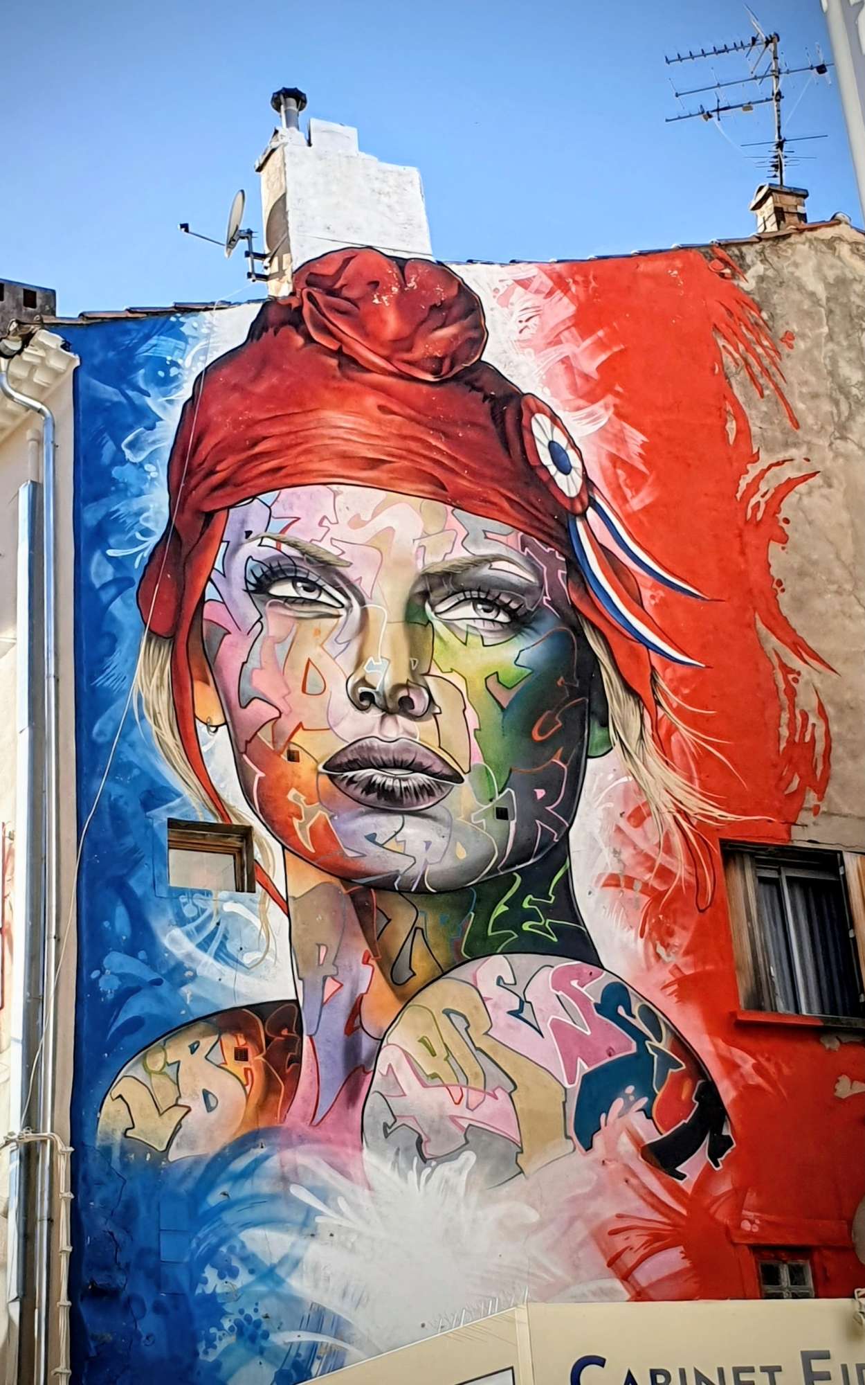 
								Street-art graffiti fresque 
								Snake 
									1 Rue Ramatuelle
									83500
									La Seyne-sur-Mer
									France 
									Pat Finder
								Street-Art-Safari.com
								