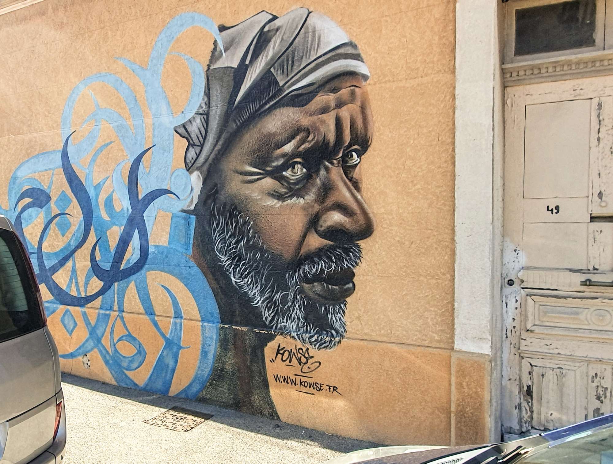 
								Street-art graffiti fresque 
								Kowse 
									49 Impasse Zunino
									83500
									La Seyne-sur-Mer
									France 
									Pat Finder
								Street-Art-Safari.com
								