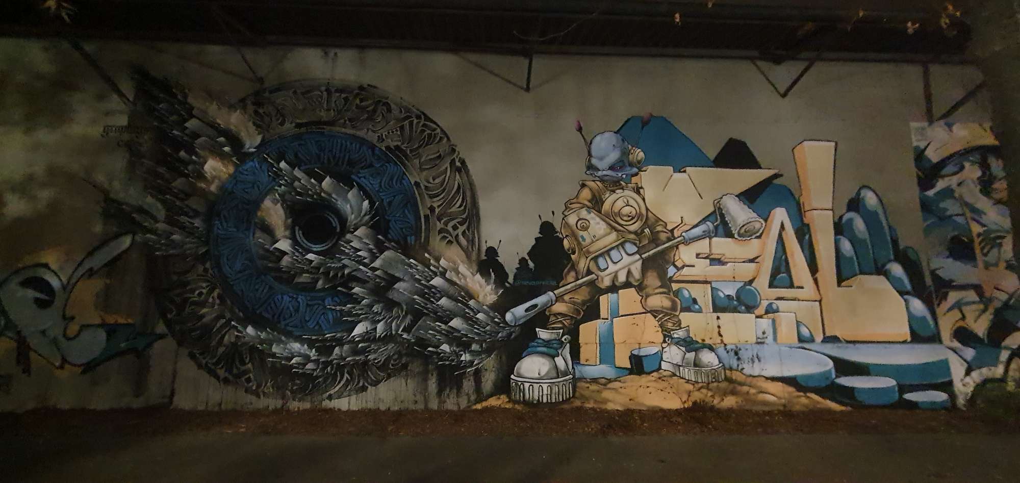 
								Street-art graffiti fresque 
								CRBZ 
									44 Avenue de S&eacute;velin
									1004
									Lausanne
									Switzerland 
									Pat Finder
								Street-Art-Safari.com
								