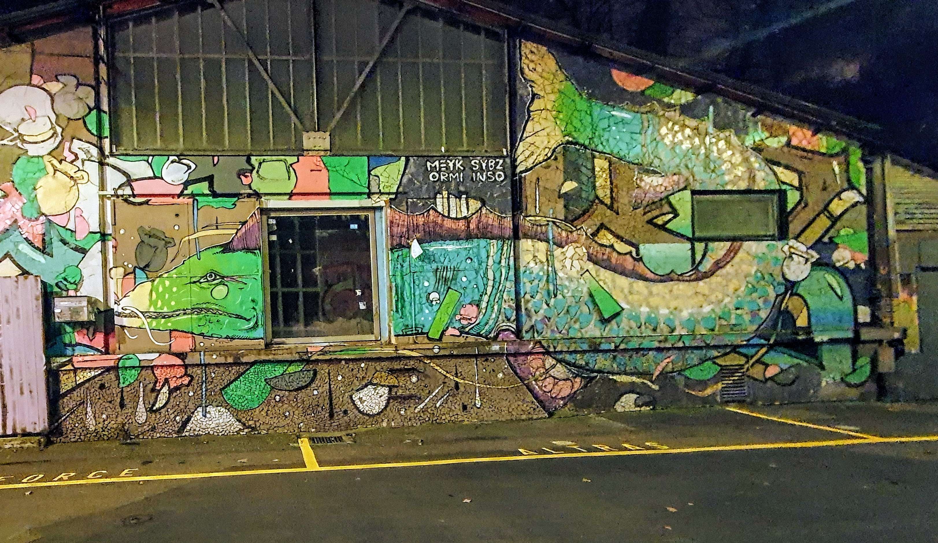 
								Street-art graffiti fresque 
								Meyk 
									28 Rue des C&ocirc;tes-de-Montbenon
									1003
									Lausanne
									Switzerland 
									Pat Finder
								Street-Art-Safari.com
								