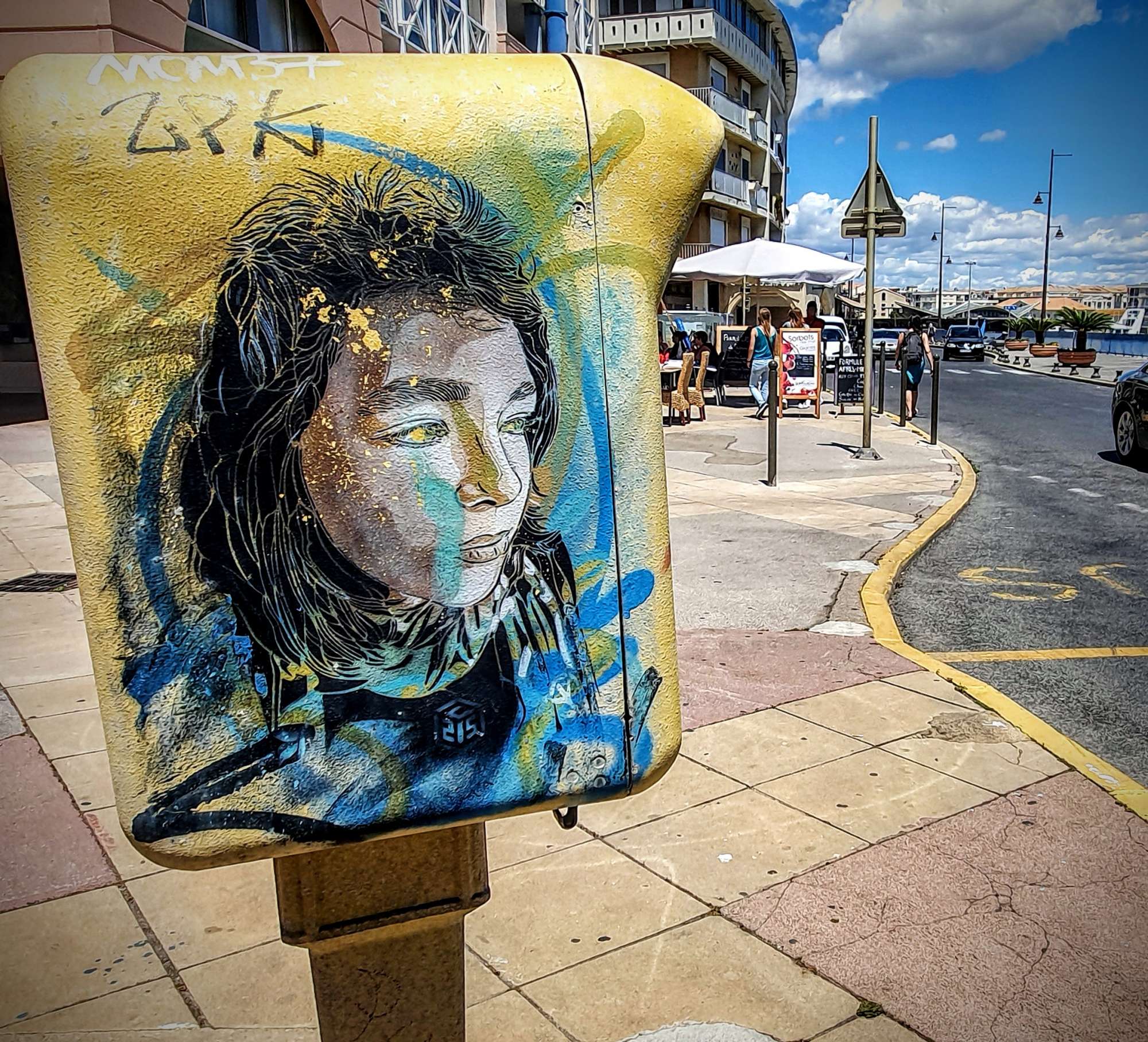 
								Street-art graffiti fresque 
								C215 
									29 Promenade Jean-Baptiste Marty
									34200
									S&egrave;te
									France 
									AnunaQi
								Street-Art-Safari.com
								